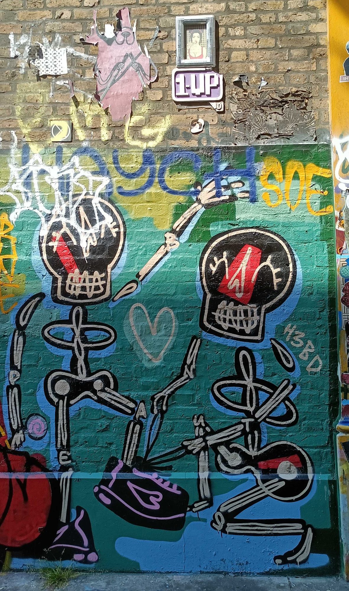 Dancing Skulls with Heart — Street art in London