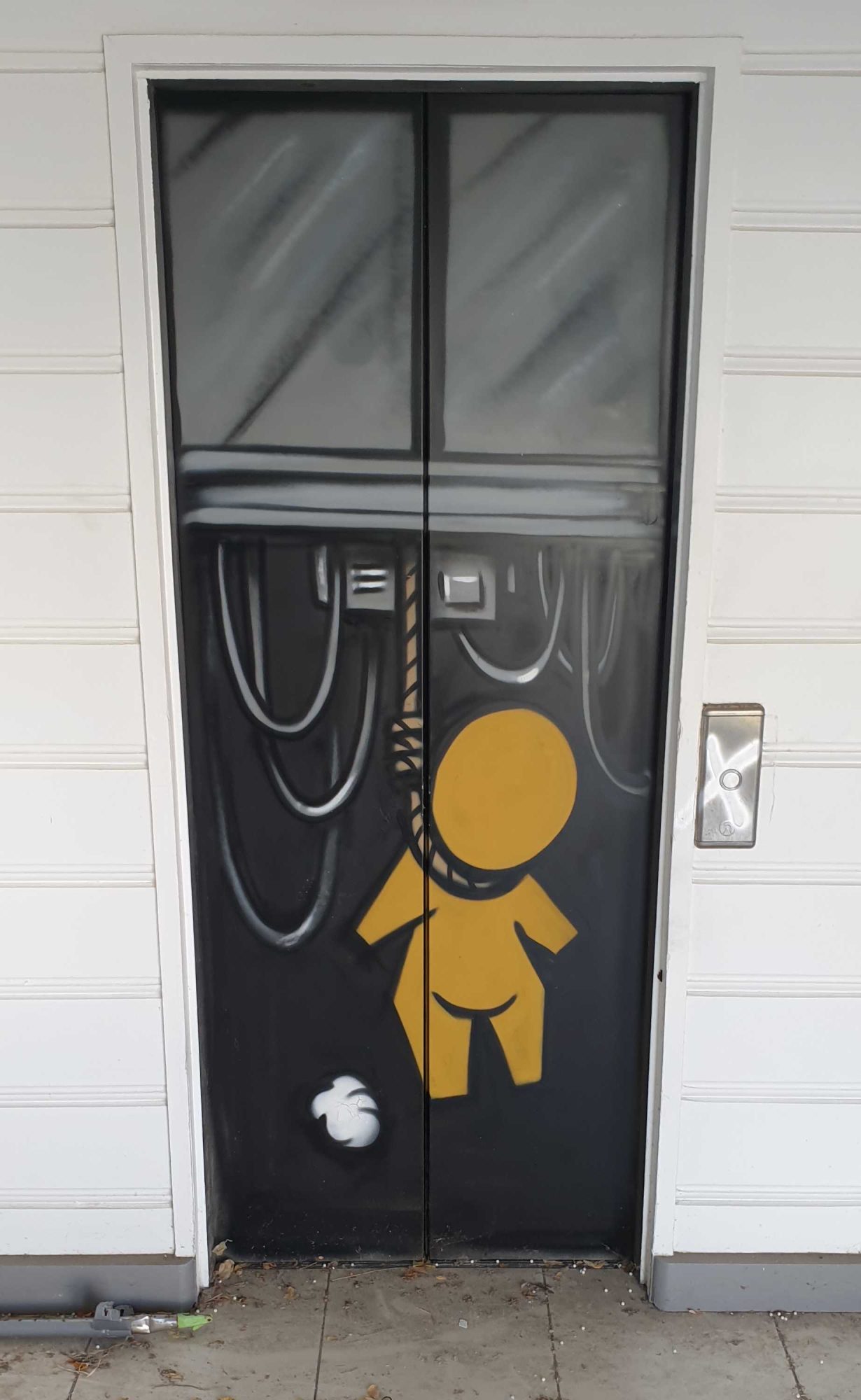 Mascaraignes — Street art by Jace in Saint-Paul