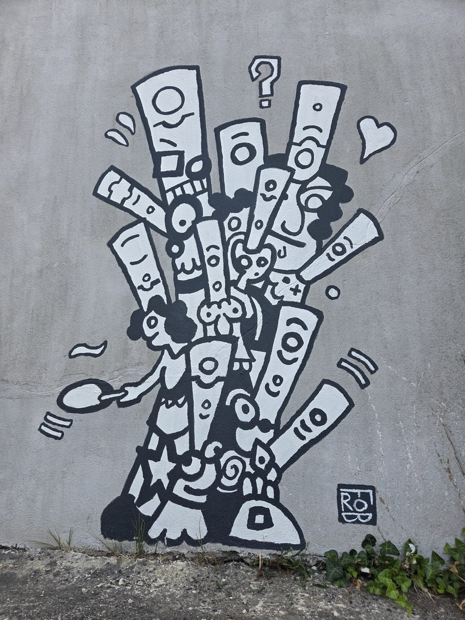 Breton Totem — Street art by Frob in Crozon