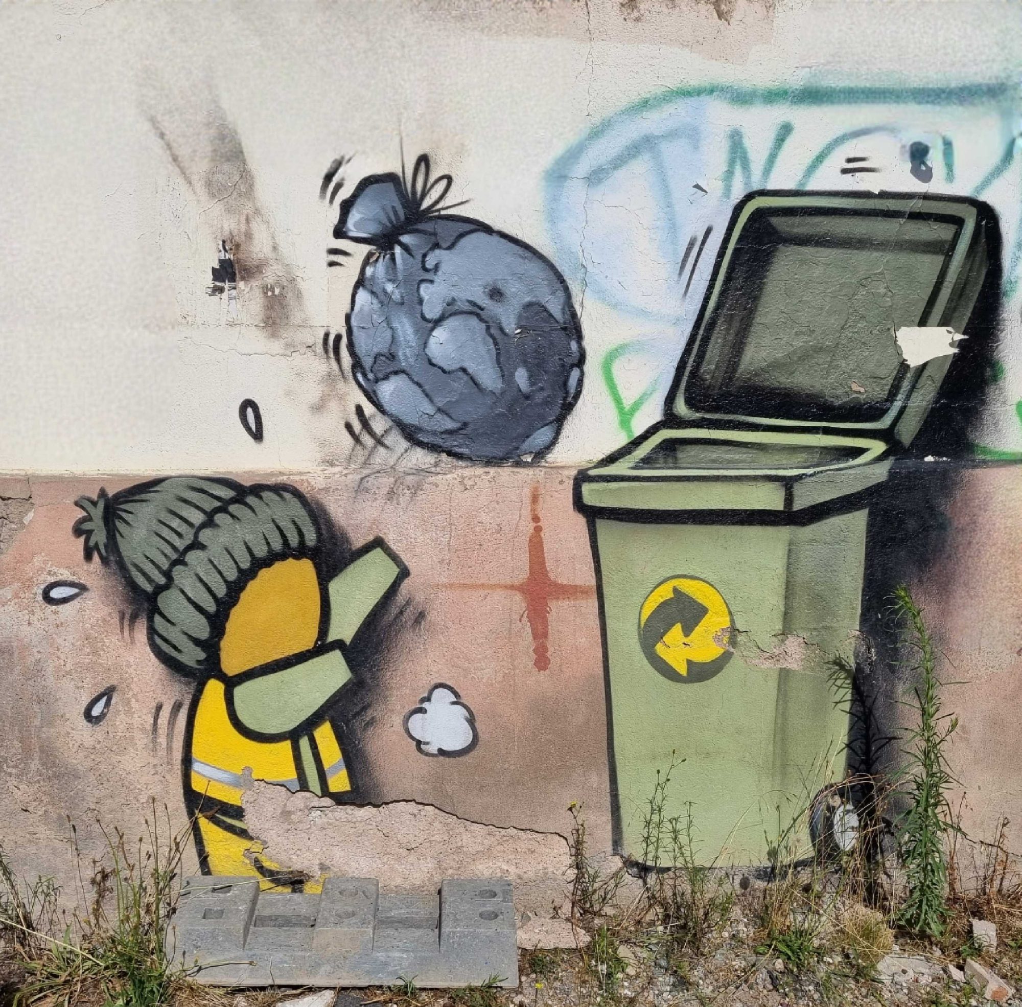 The Gouzou and the Green Bin — Street art by Jace in Strasbourg