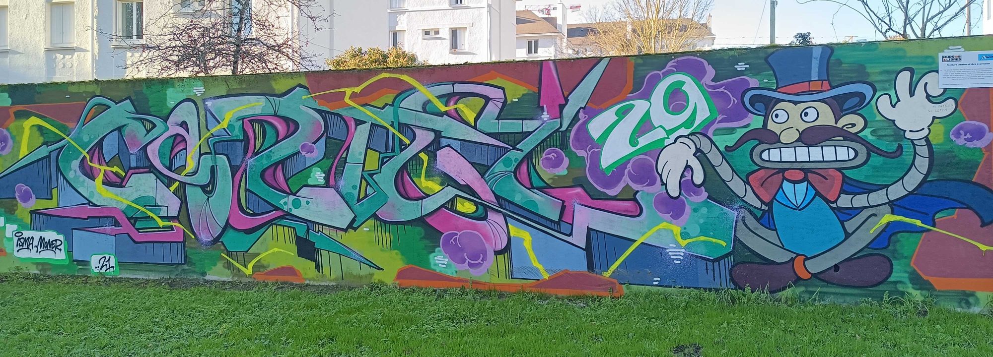 Moner's Top-Hatted Character — Street art by Moner in Nantes
