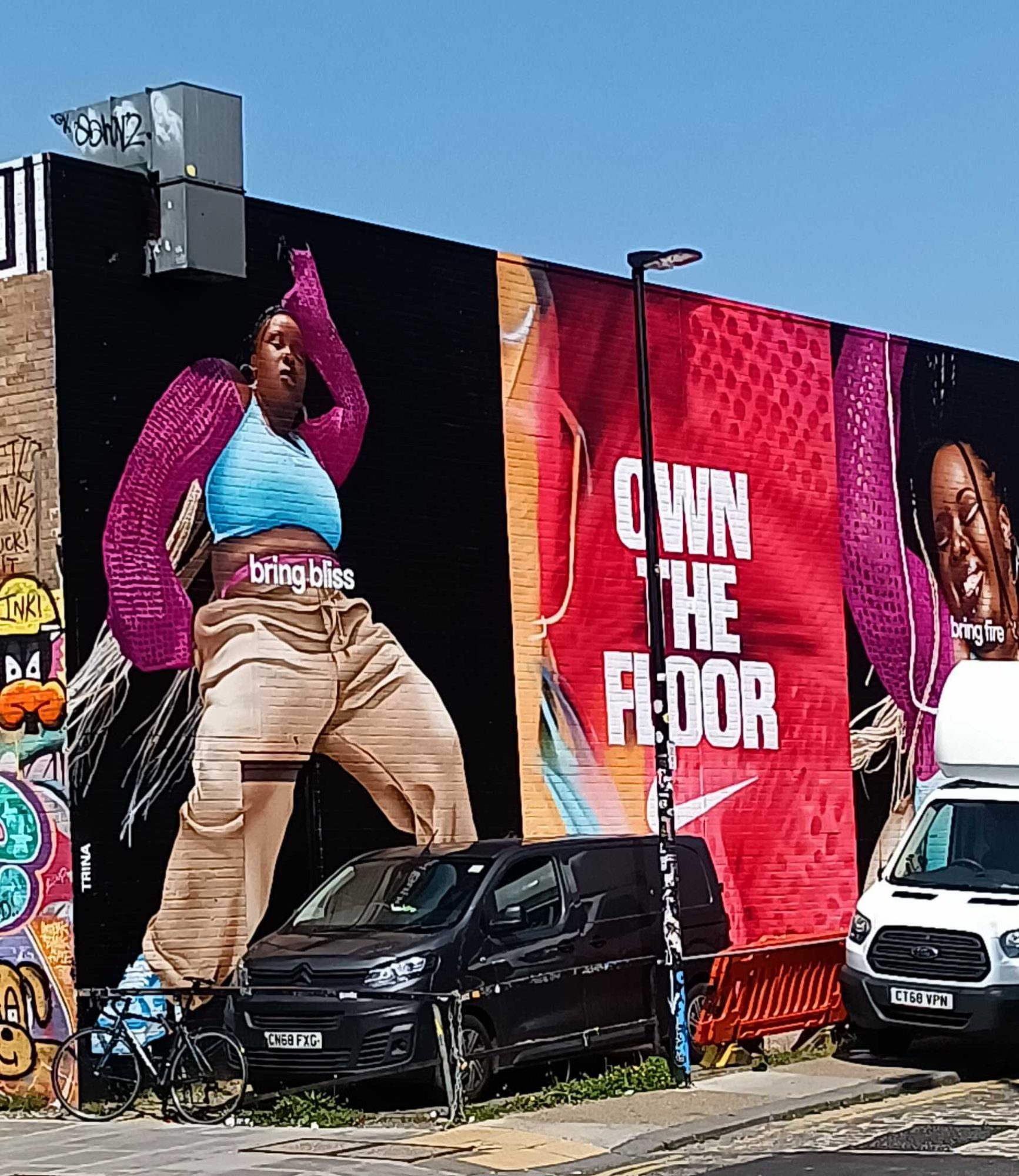 Own the Floor, campagne peinte — Street art à London