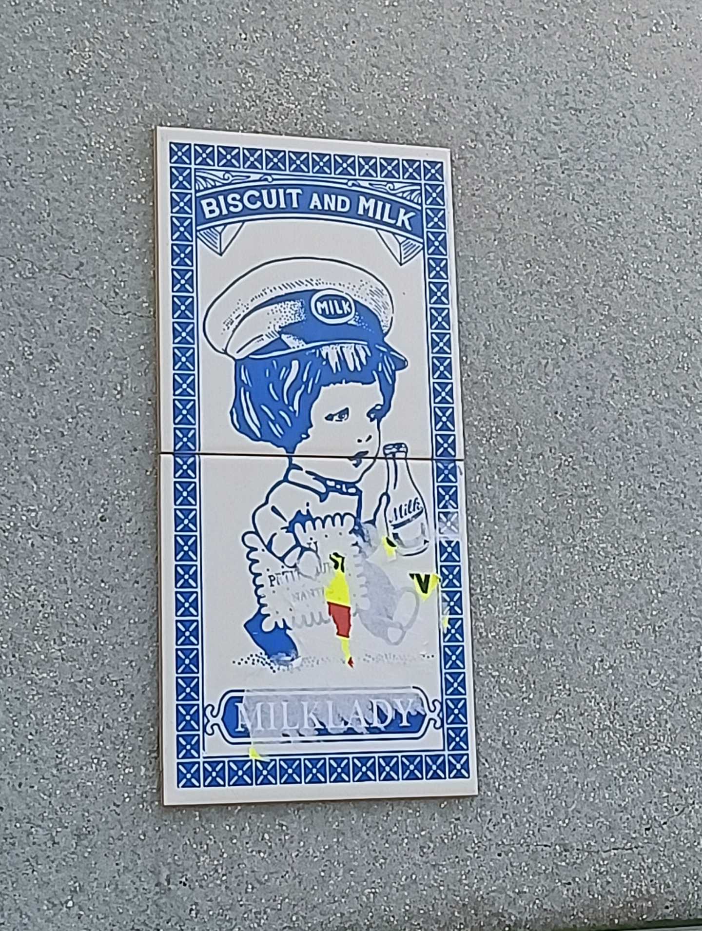 Biscuit and Milk, Milklady's Panel — Street art by Milklady in Nantes