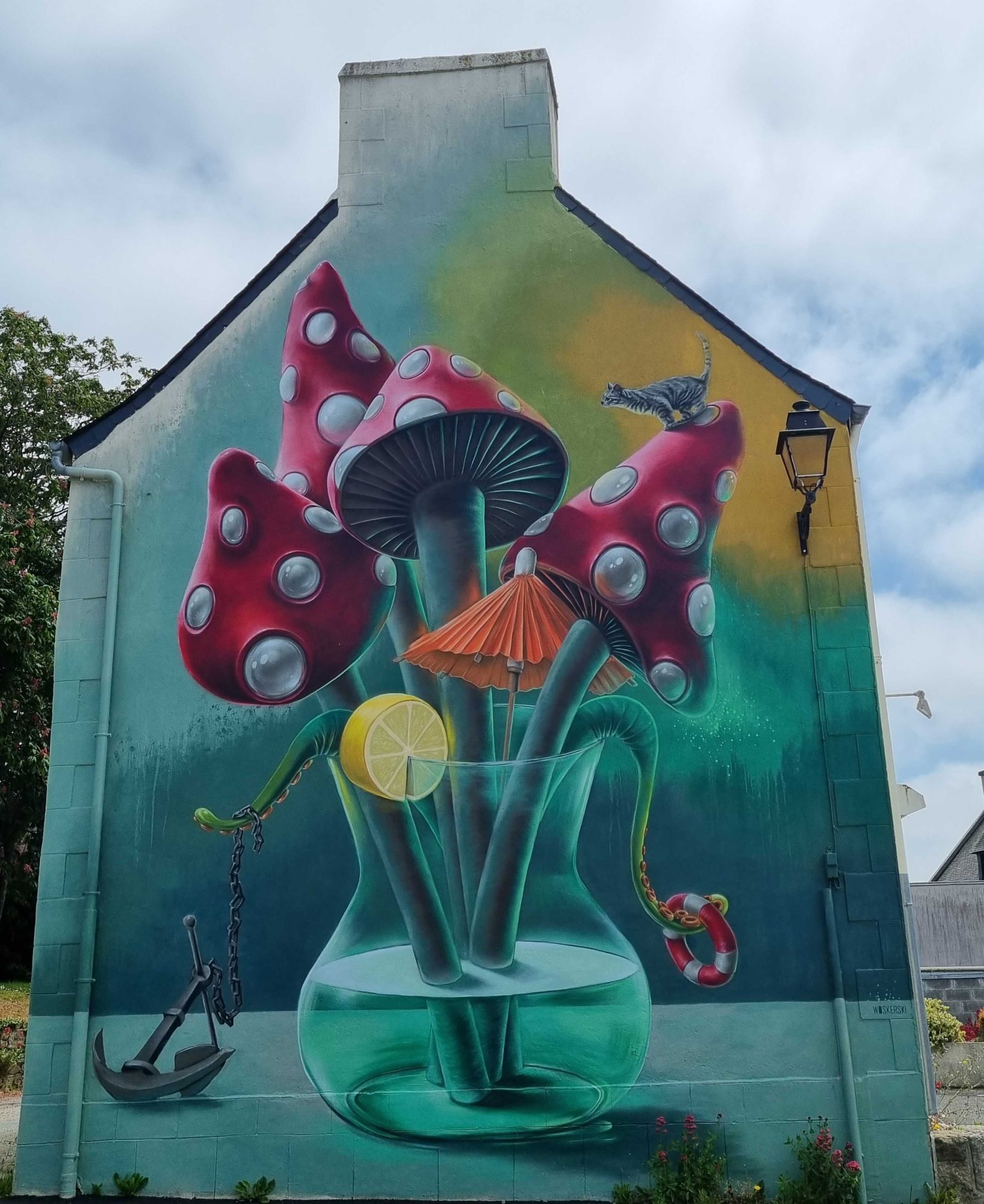 Champignons fantasmagoriques — Street art de WOSKerski à Plouezoc'h