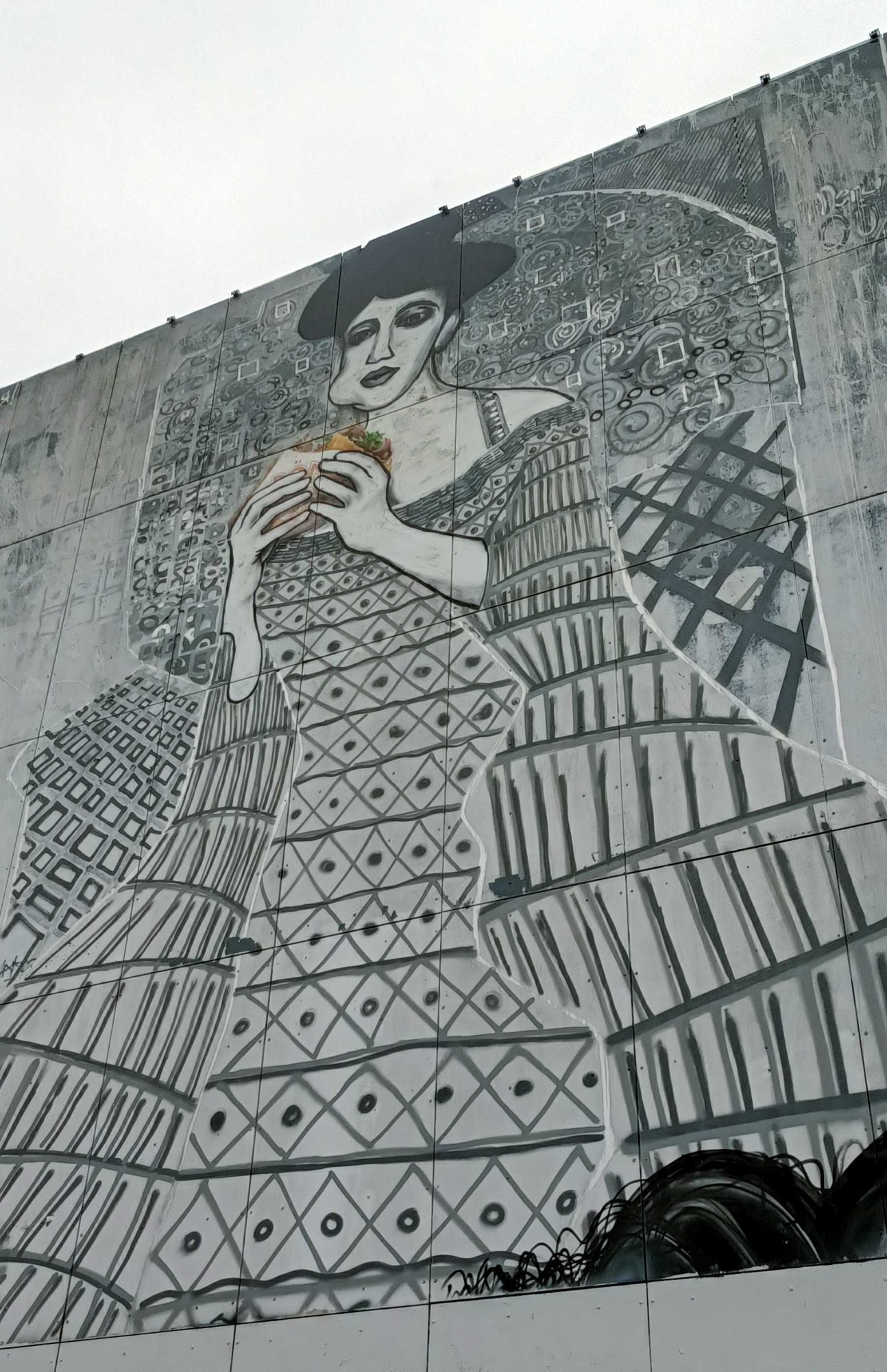 Woman in Ornate Dress, Berlin — Street art by OSTAP in Berlin