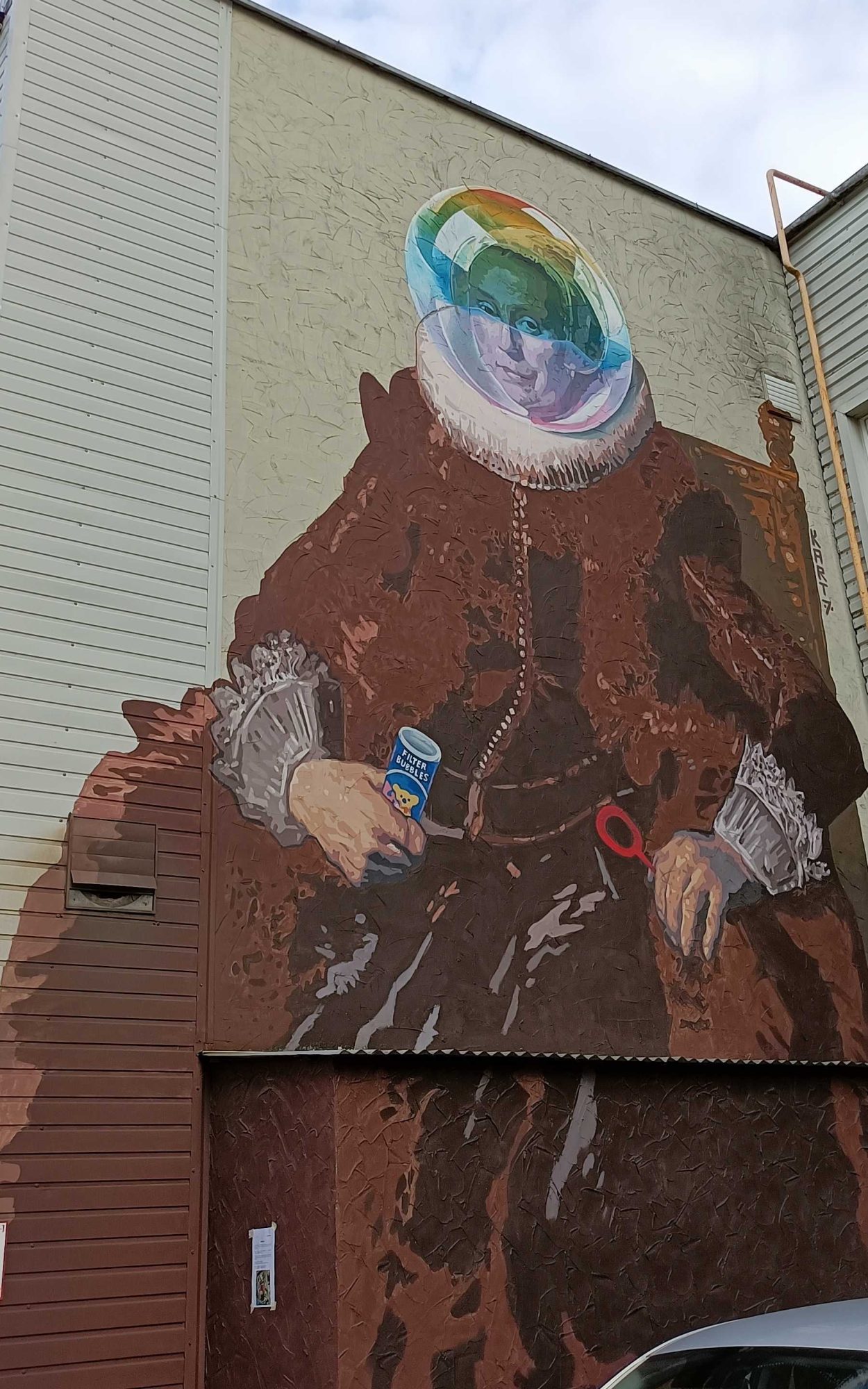 Seventeenth-Century Lady with a Beer Can — Street art by Linas Kaziulionis kart7 in Vilnius