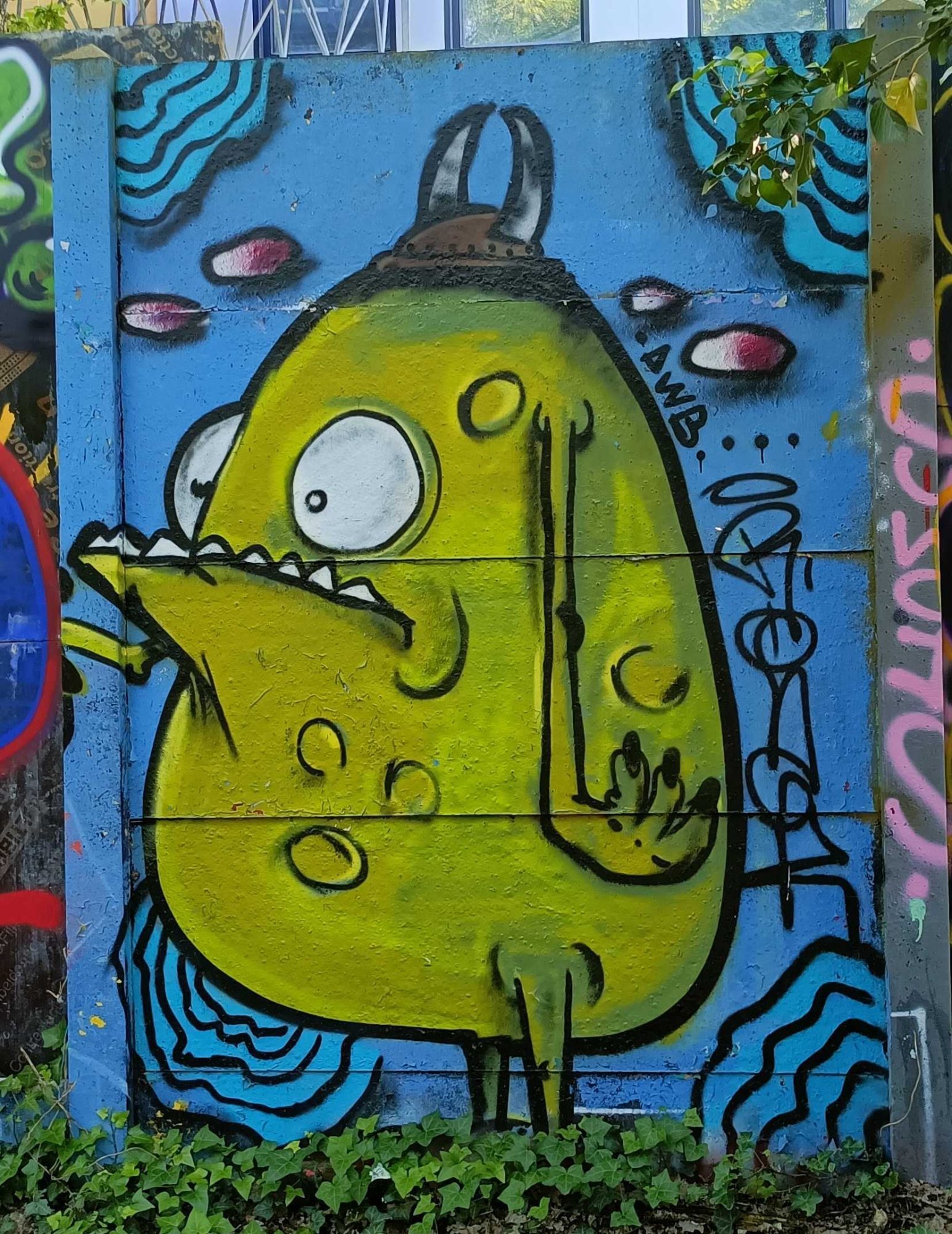 The Yellow Horned Monster — Street art in Nantes