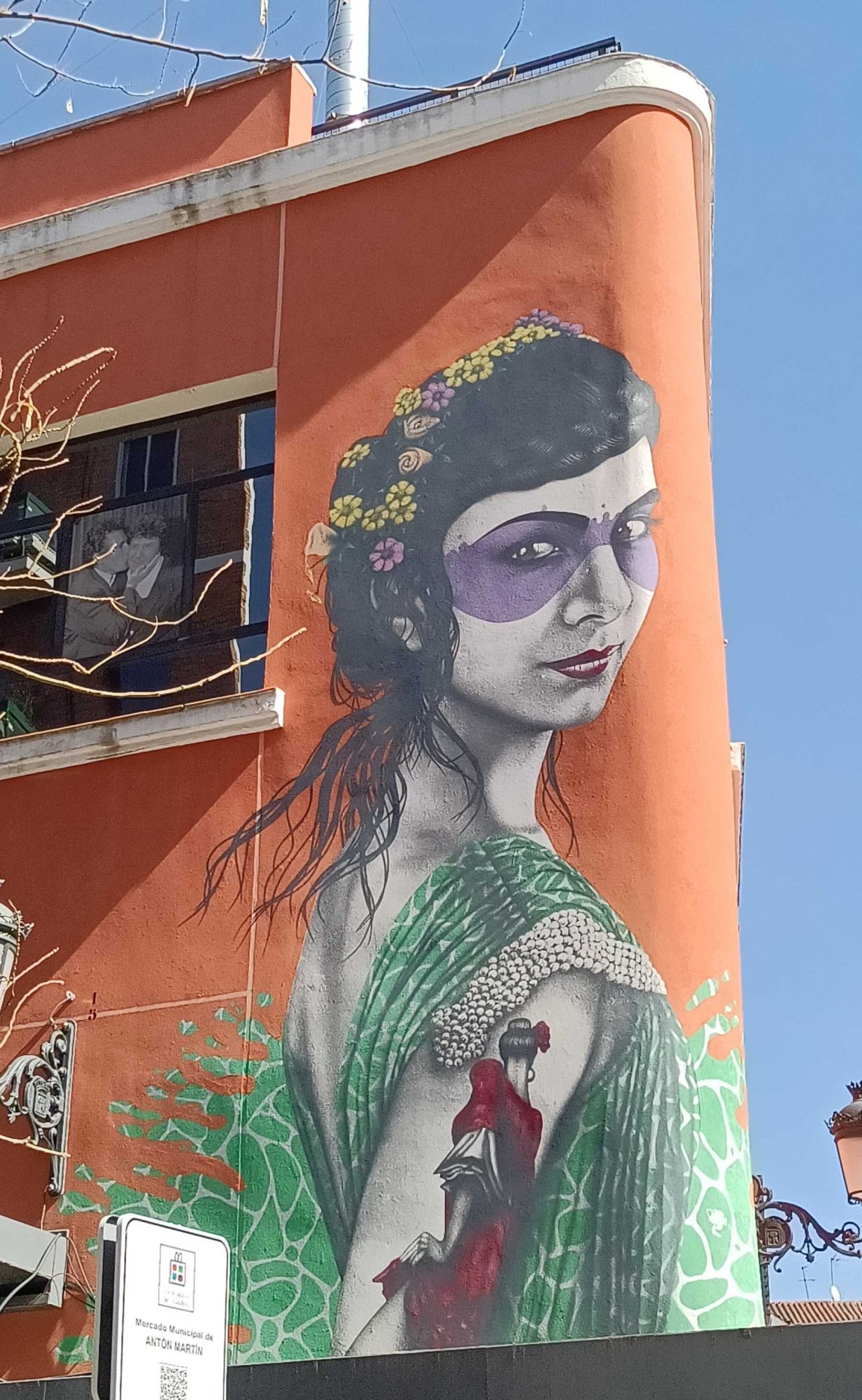 Masked Woman by Fin Dac in Madrid — Street art by Fin Dac in Madrid
