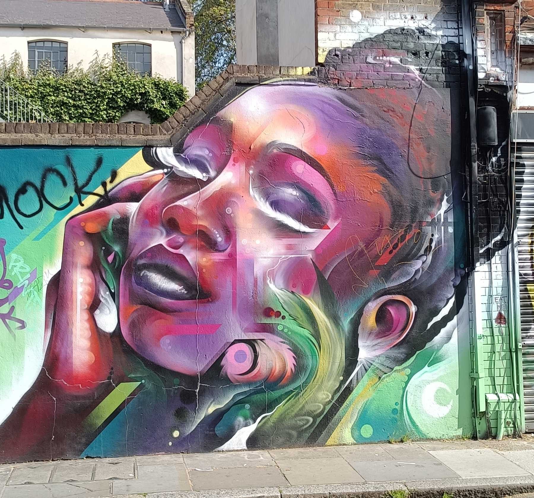 Visage Mr CENZ coloré — Street art de Mr CENZ à London