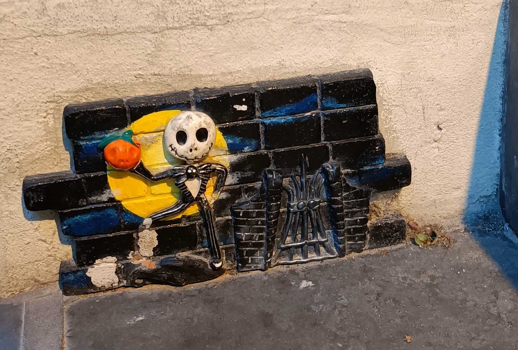 Jack Skellington et la citrouille — Street art de Florizale à Bourges