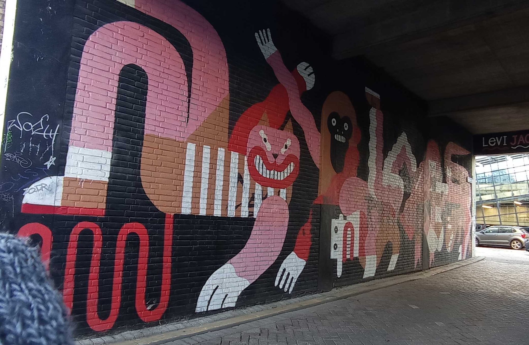 The Pink Cat in the Underpass — Street art in Rotterdam