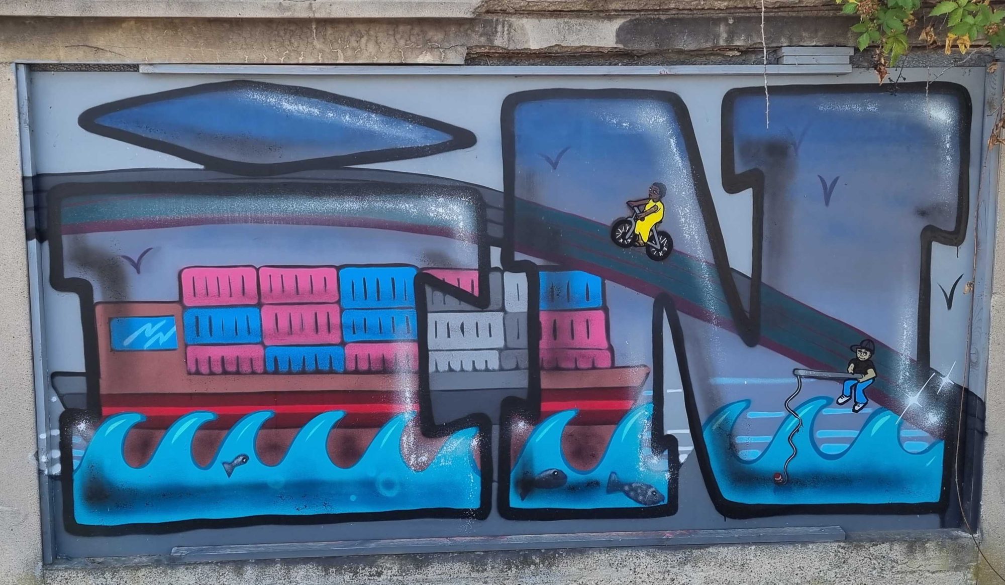 Porte-conteneurs et riders dans le port — Street art à Strasbourg