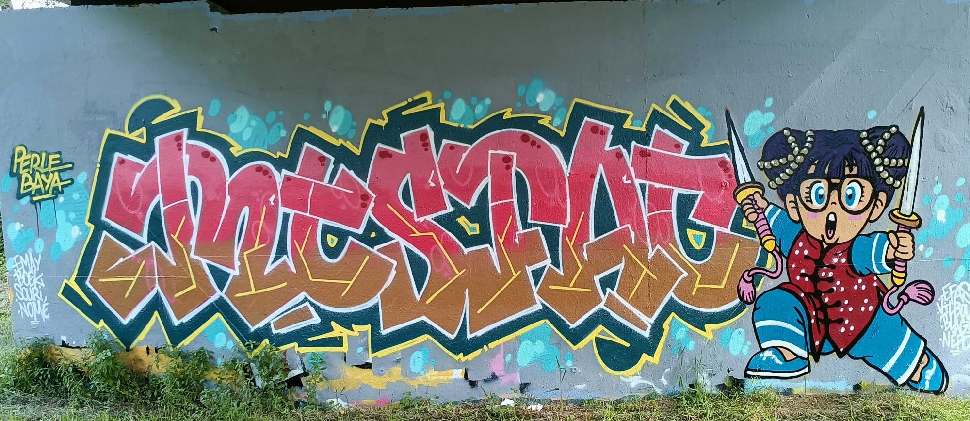 Pink Lettering and Manga Warrior — Street art in Rezé