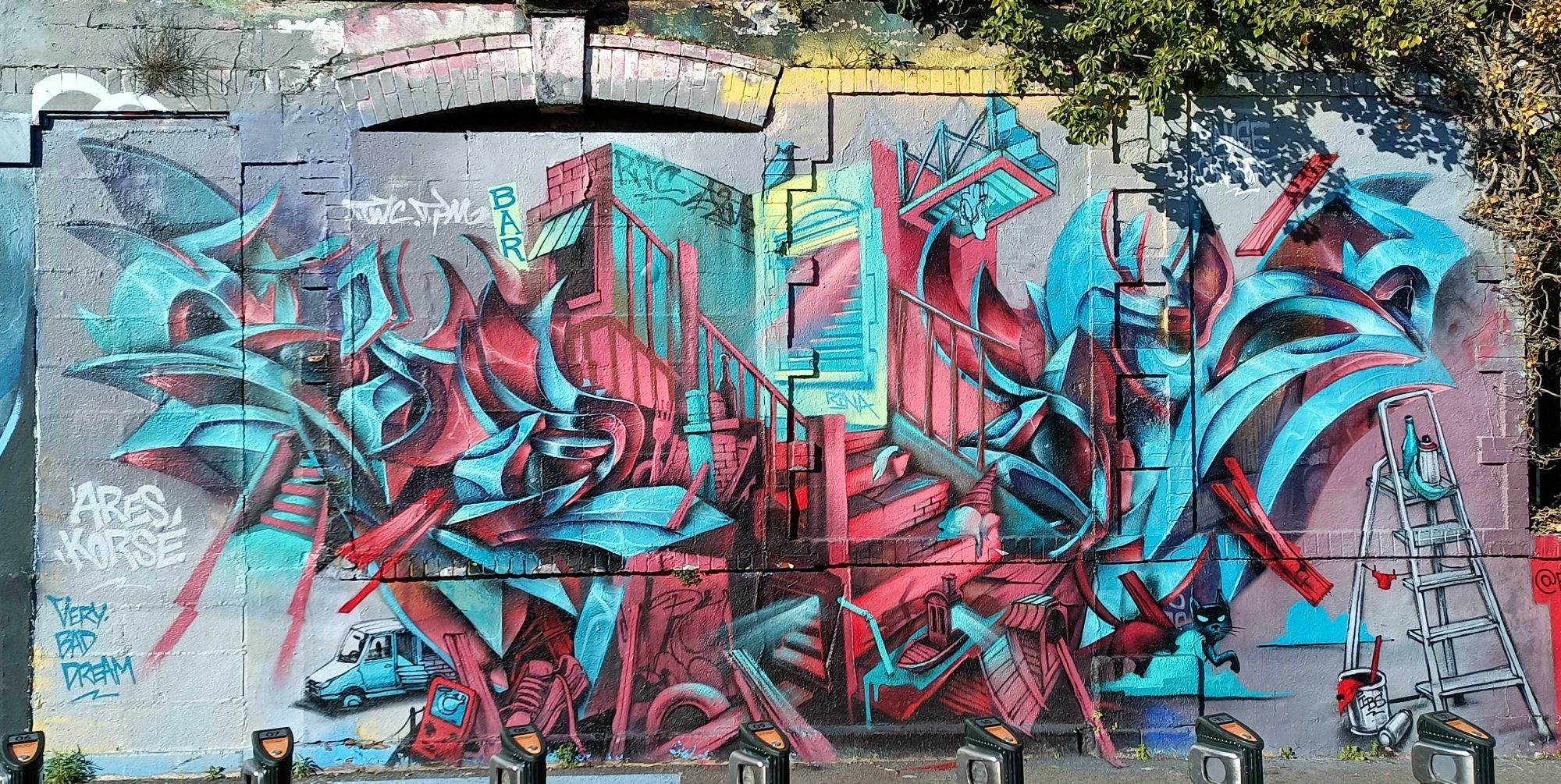 Very bad dream - Cauchemar urbain — Street art de Kafé Korsé à Nantes