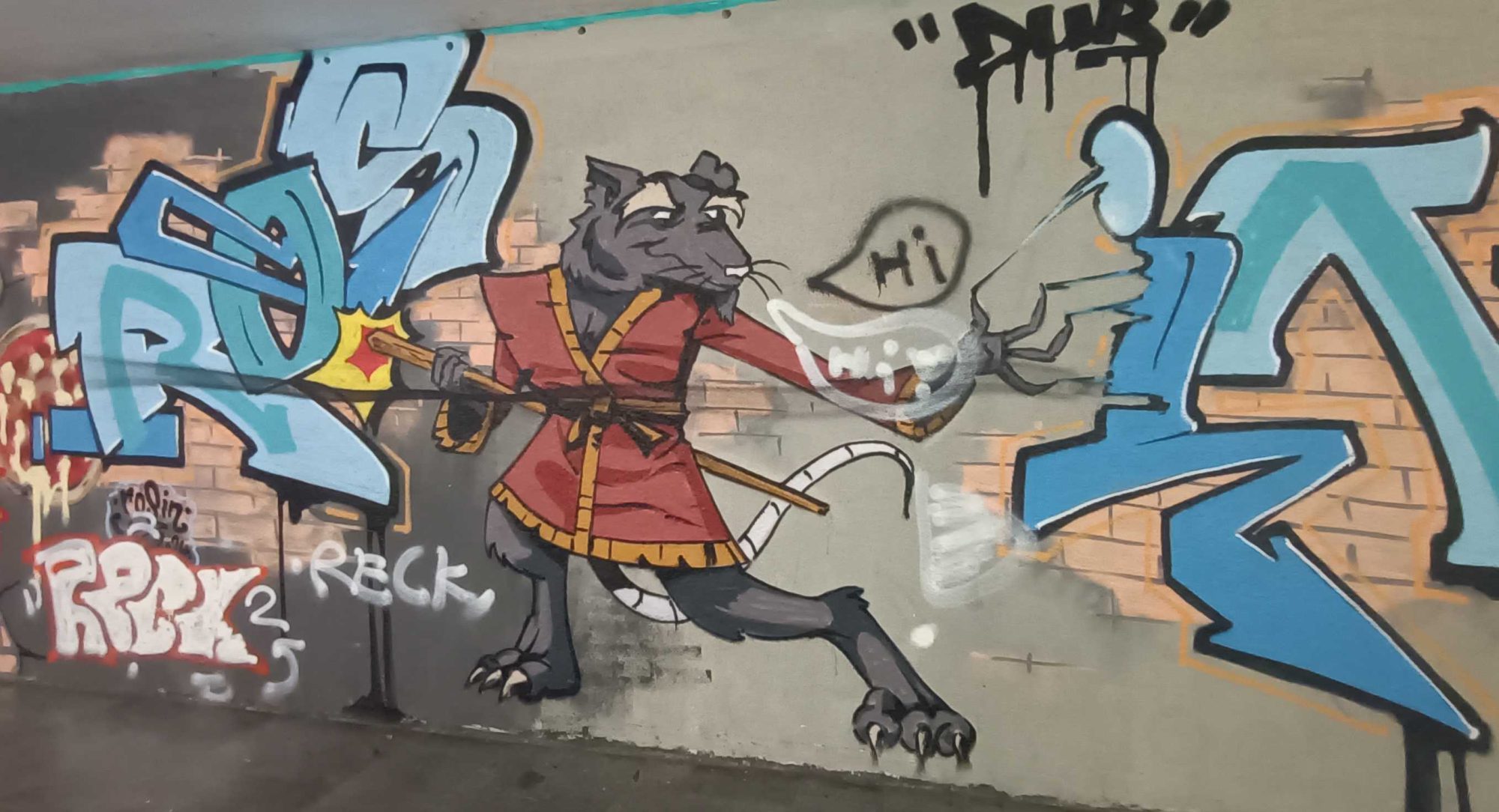 Splinter the Warrior Rat in Red Kimono — Street art in Prague