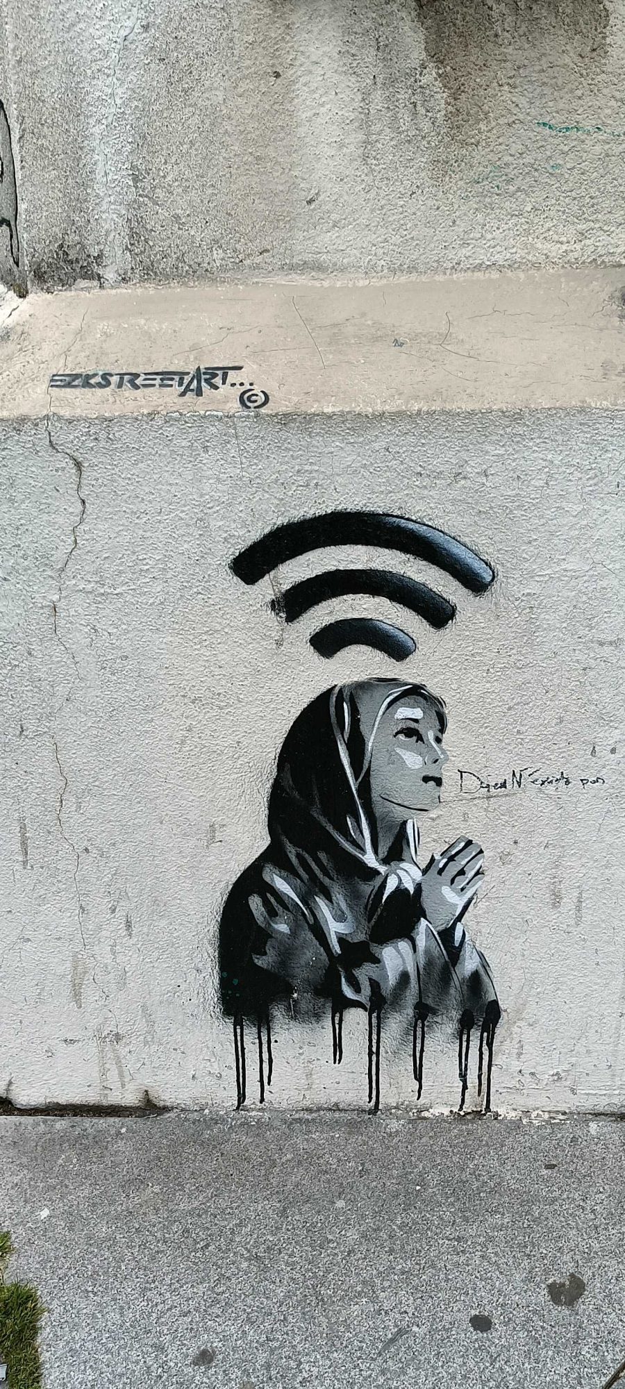 Wi-Fi Prayer, Critical Stencil — Street art in Paris