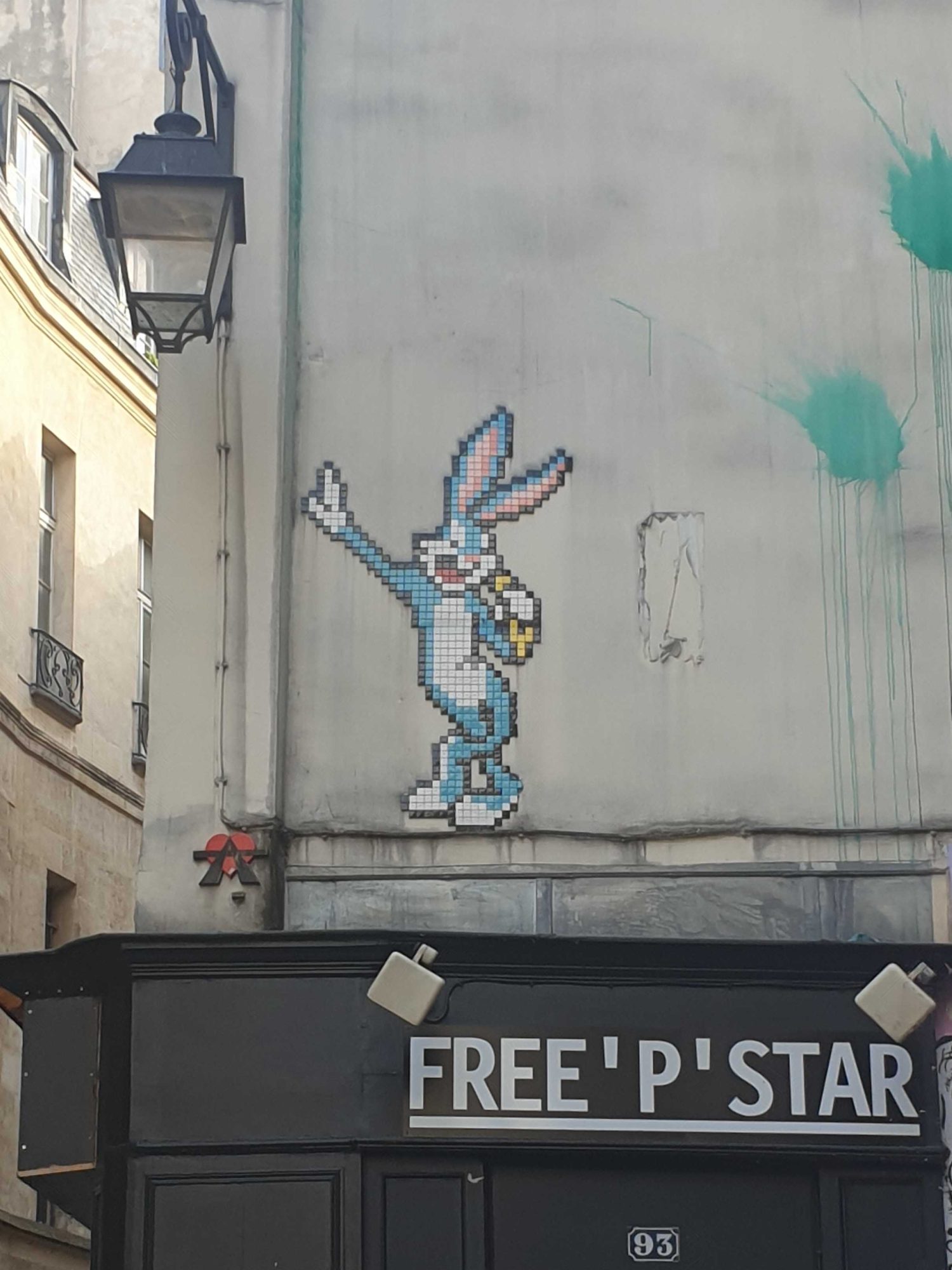 PA_1172, Space Invader on Rue de la Verrerie — Street art by Invader, A2 in Paris