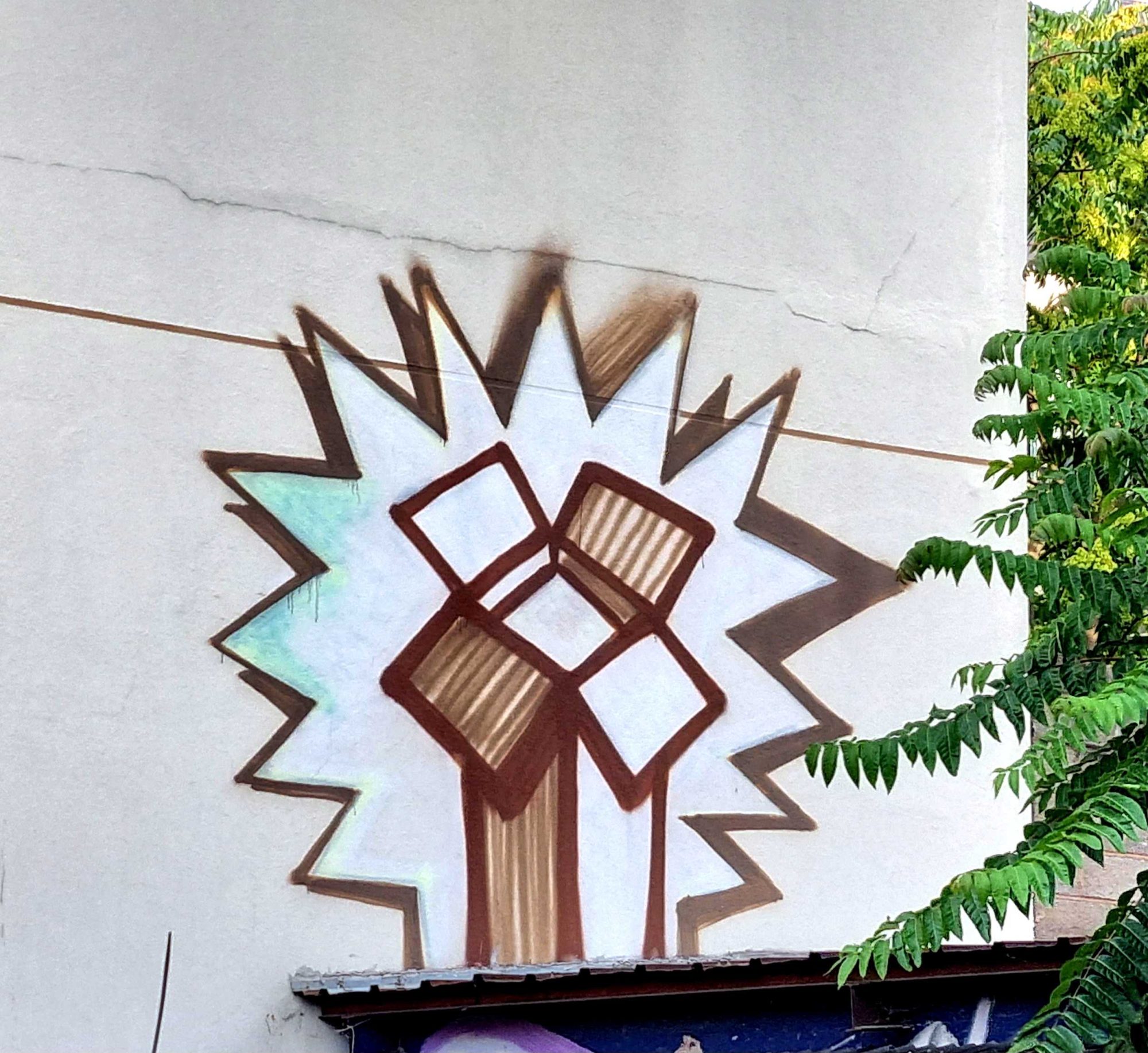 Géométrie abstraite en relief — Street art à Strasbourg