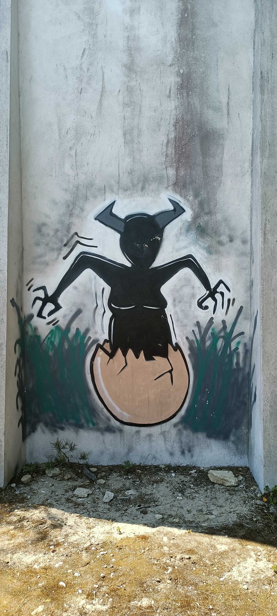 The Little Devil Hatching — Street art in Les Portes-en-Ré