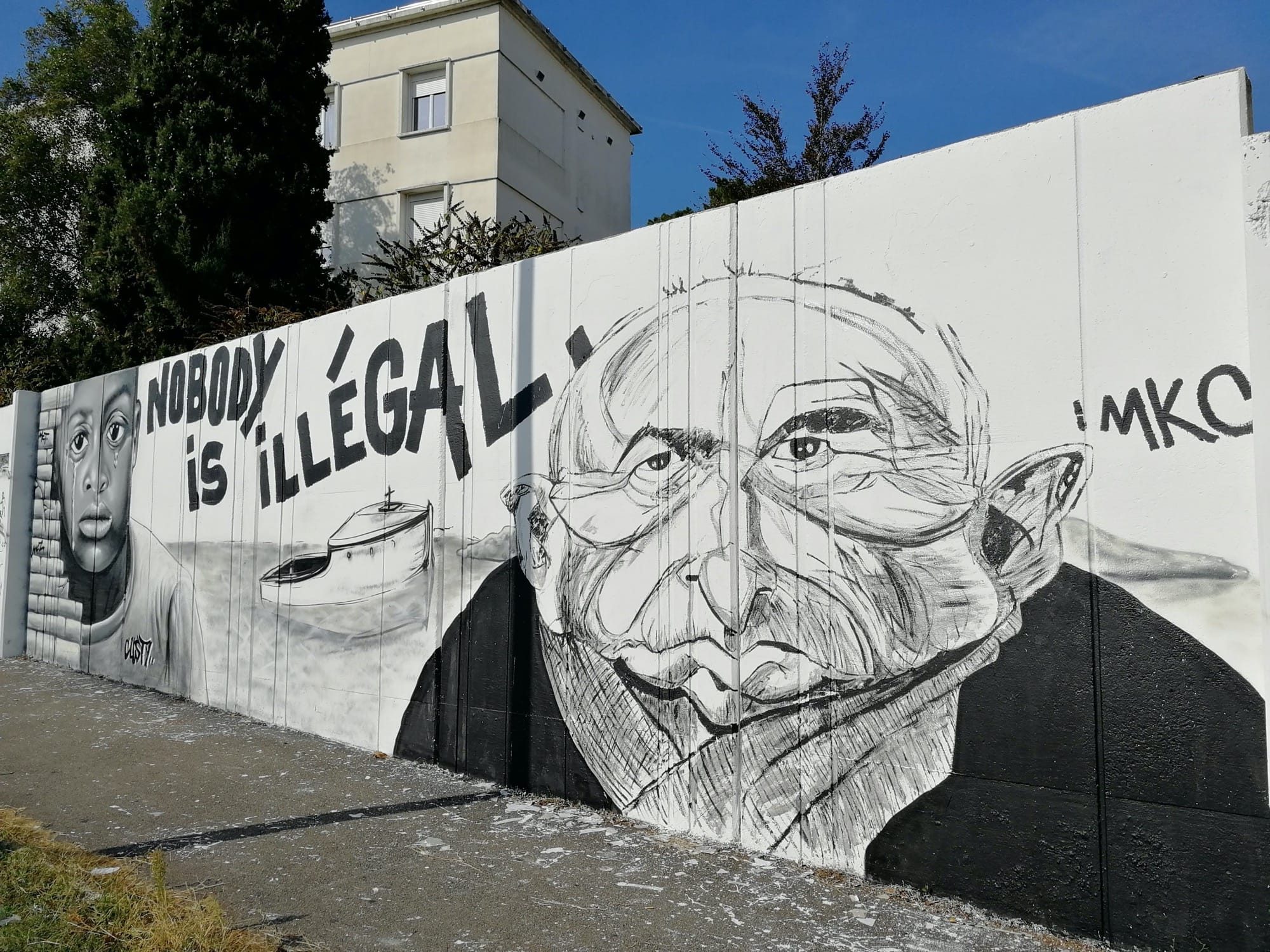 Nobody is Illegal — Street art à Nantes