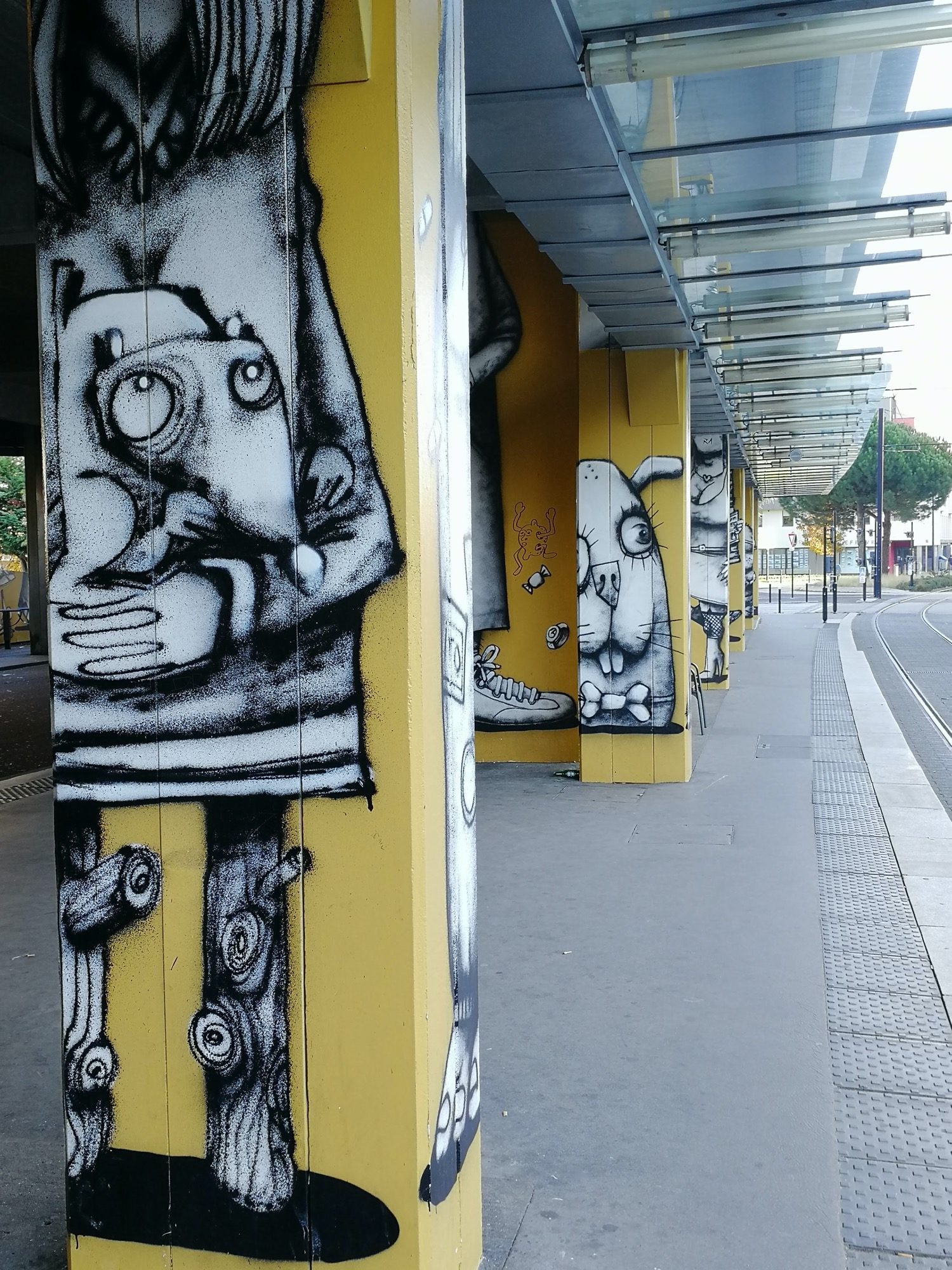 Character with Creature, Beauséjour — Street art by Semor, Ador in Saint-Herblain