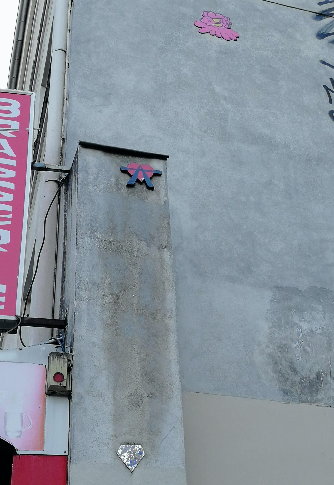 Three Pieces on a Grey Gable — Street art by A2, Gzup, Le Diamantaire in Paris