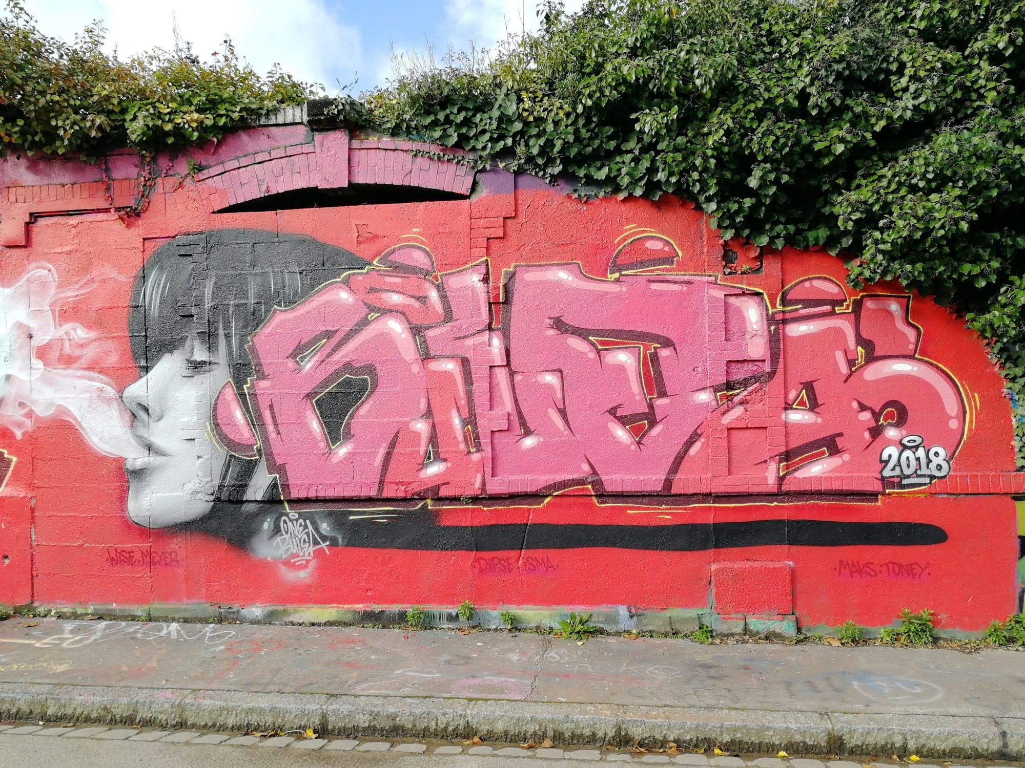Smoking Face and Pink Lettering — Street art by Bulea, Kafé Korsé in Nantes