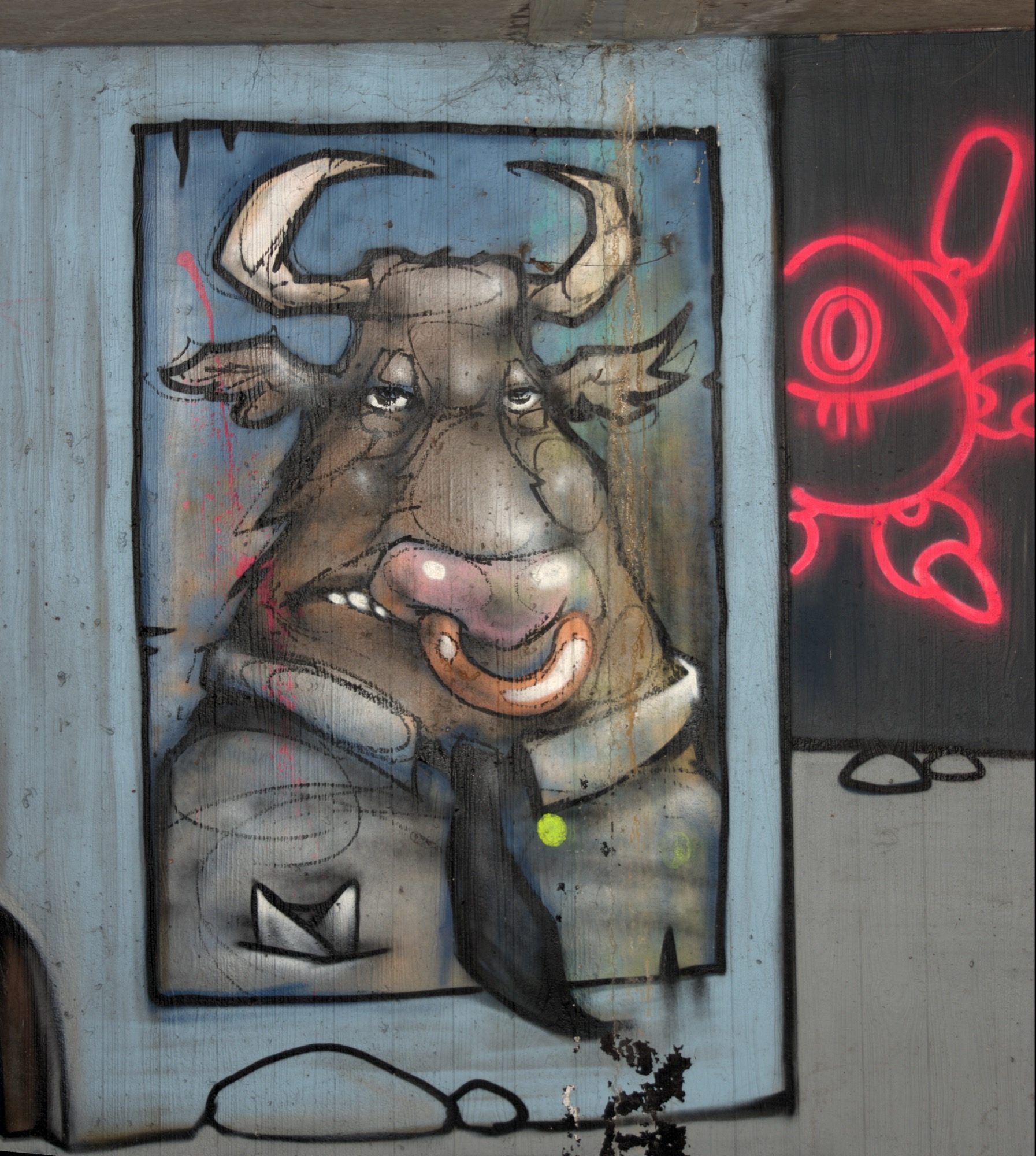 Minotaure en costume — Street art à Brugge