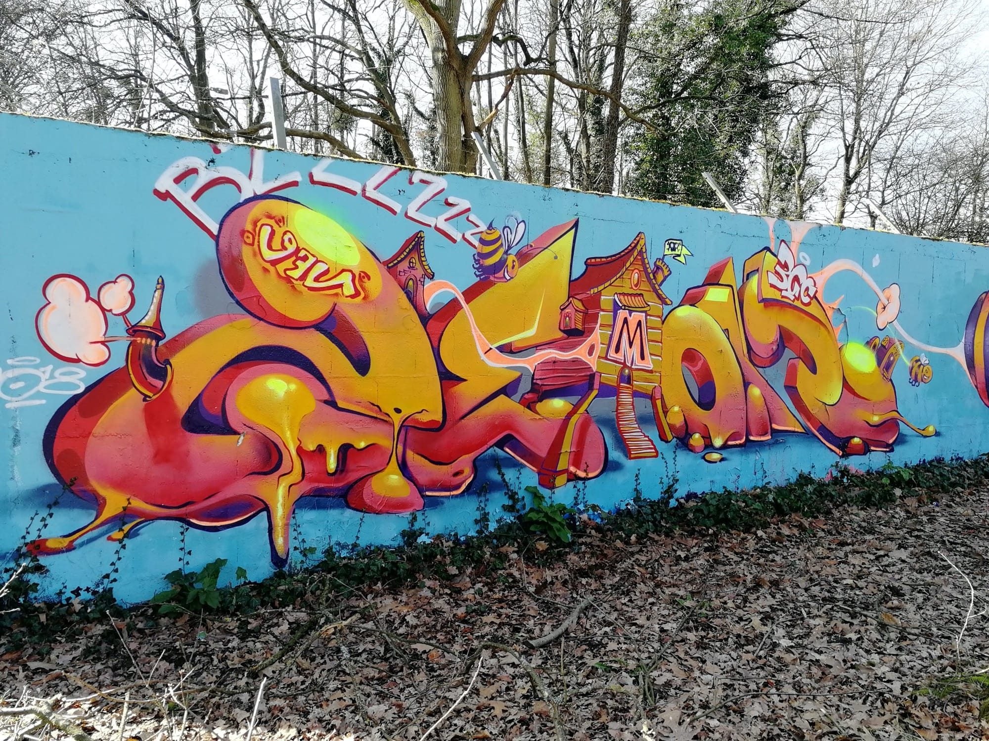 Bzzzzzz — Street art de Eskat à Nantes