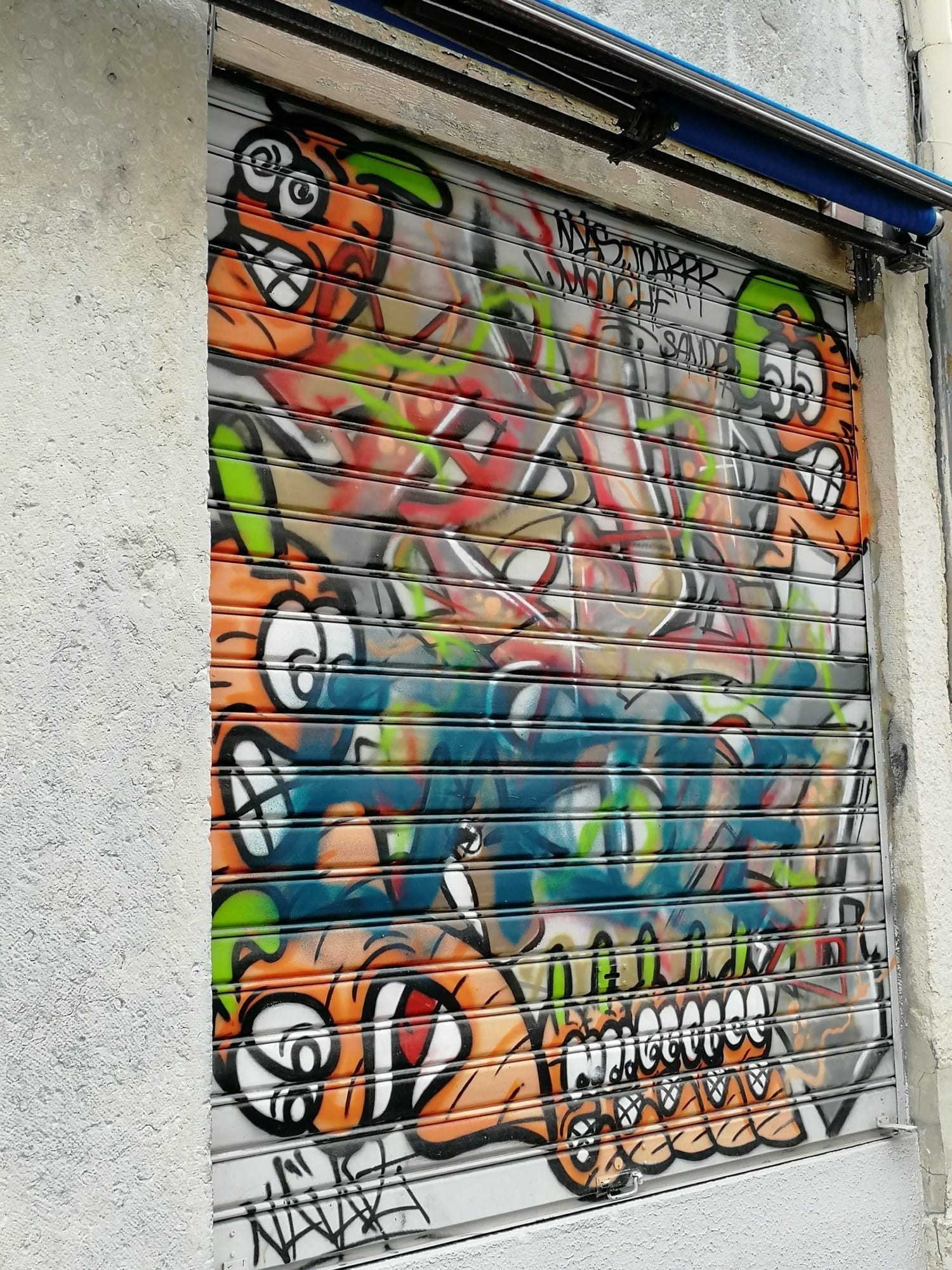 Monstres cartoon et wildstyle — Street art à Lyon