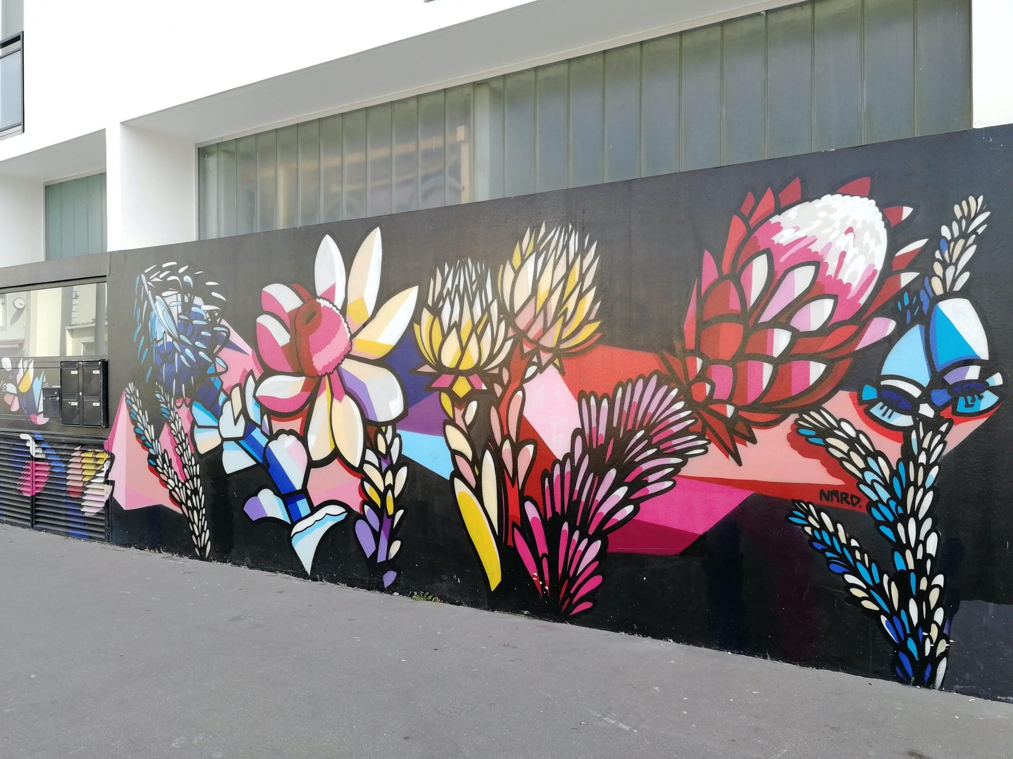 Botanical Flowers by Nardstar - Panel 3 — Street art by Nardstar* in Saint-Nazaire
