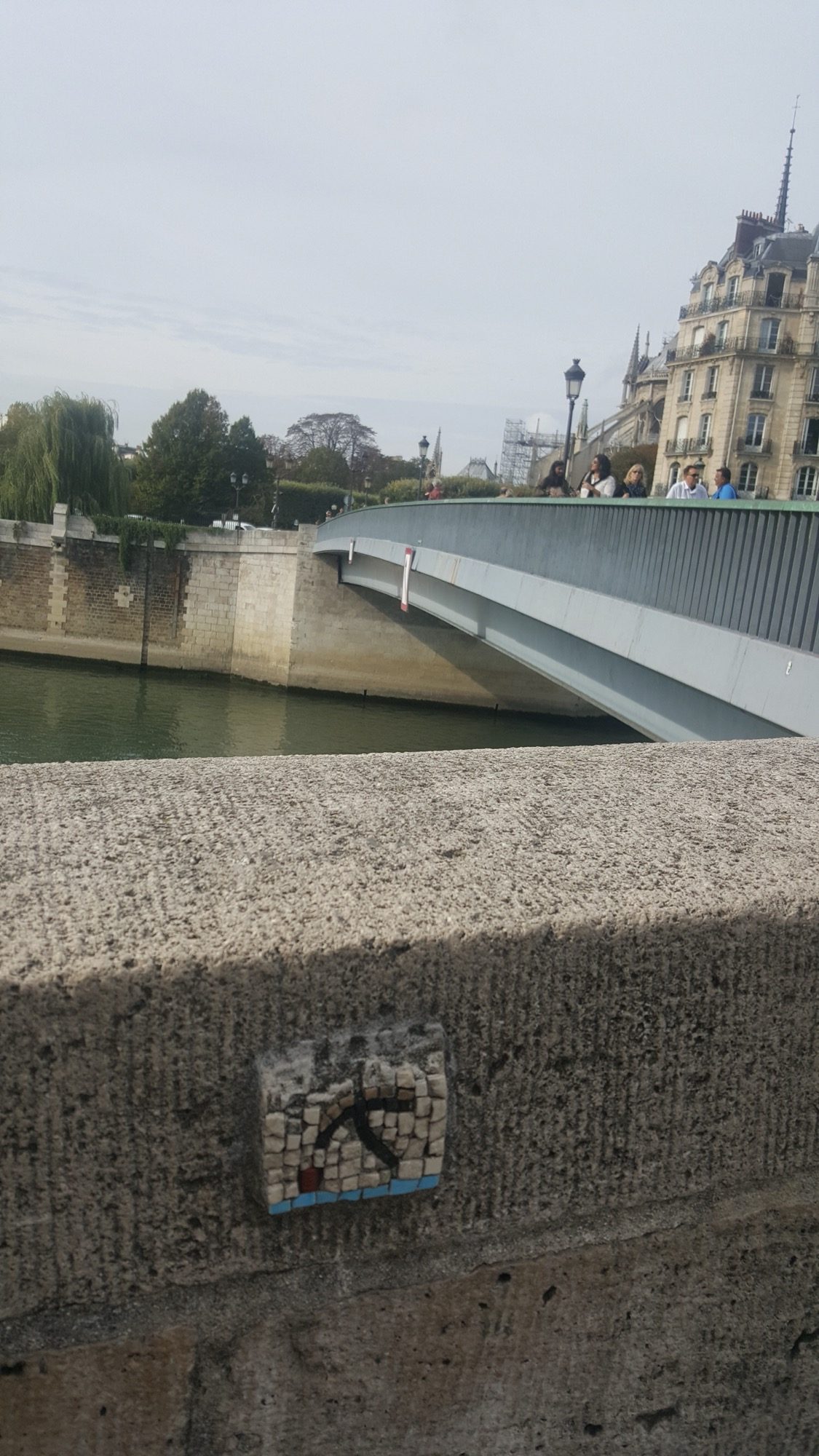 Morèje — Street art de Morèje à Paris