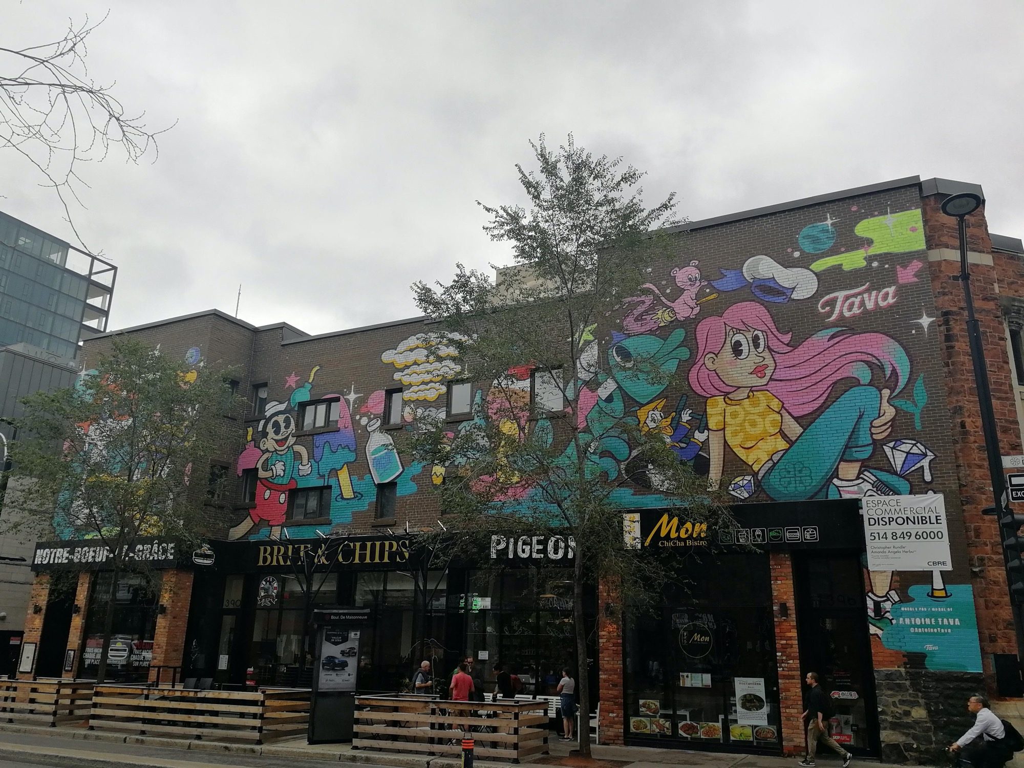 Kawaii Façade Montréalaise — Street art à Montréal