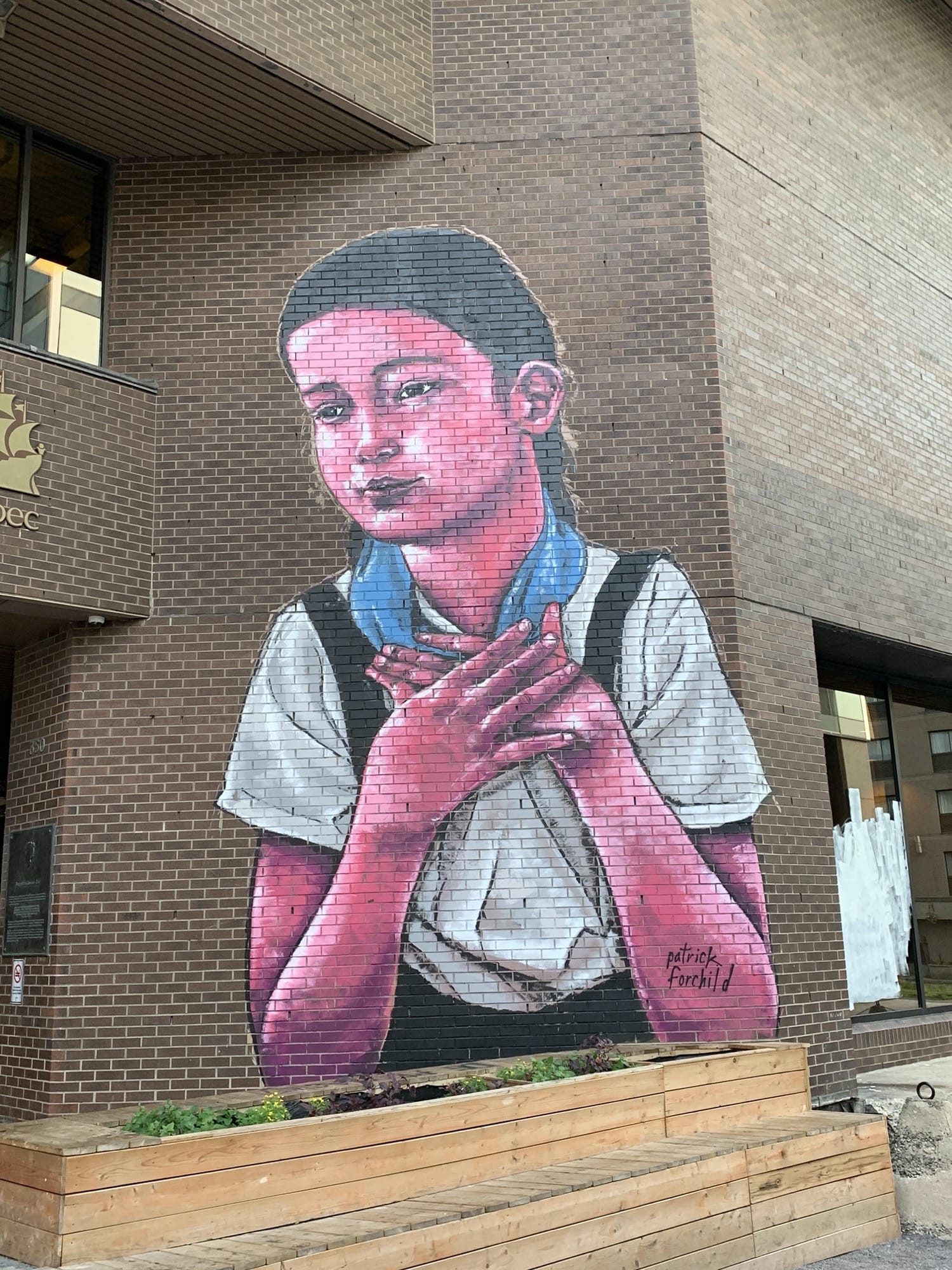 Portrait of Young Girl with Joined Hands — Street art in Québec