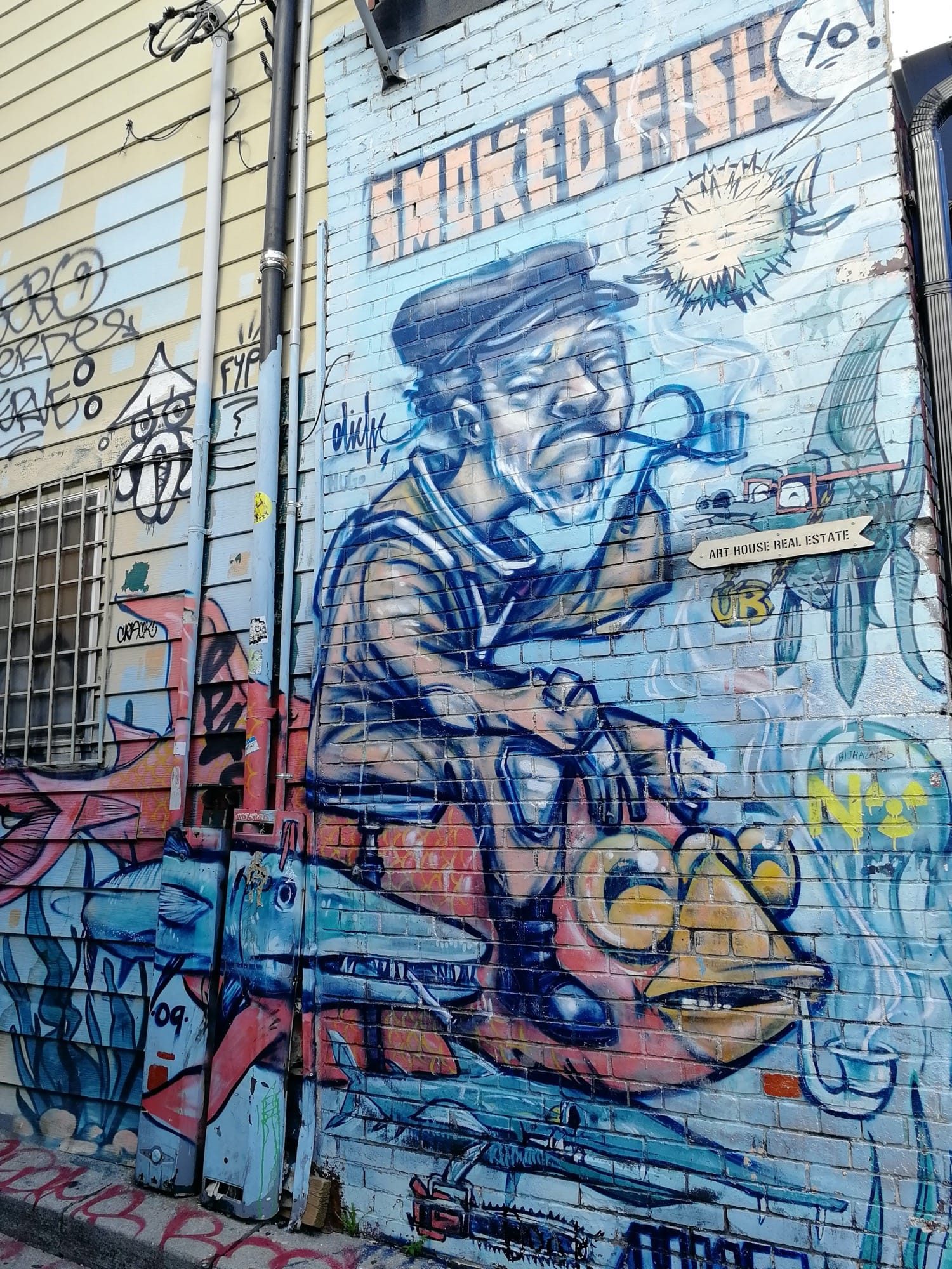 Smoked Fish Marin sur Mur Baldwin — Street art à Toronto