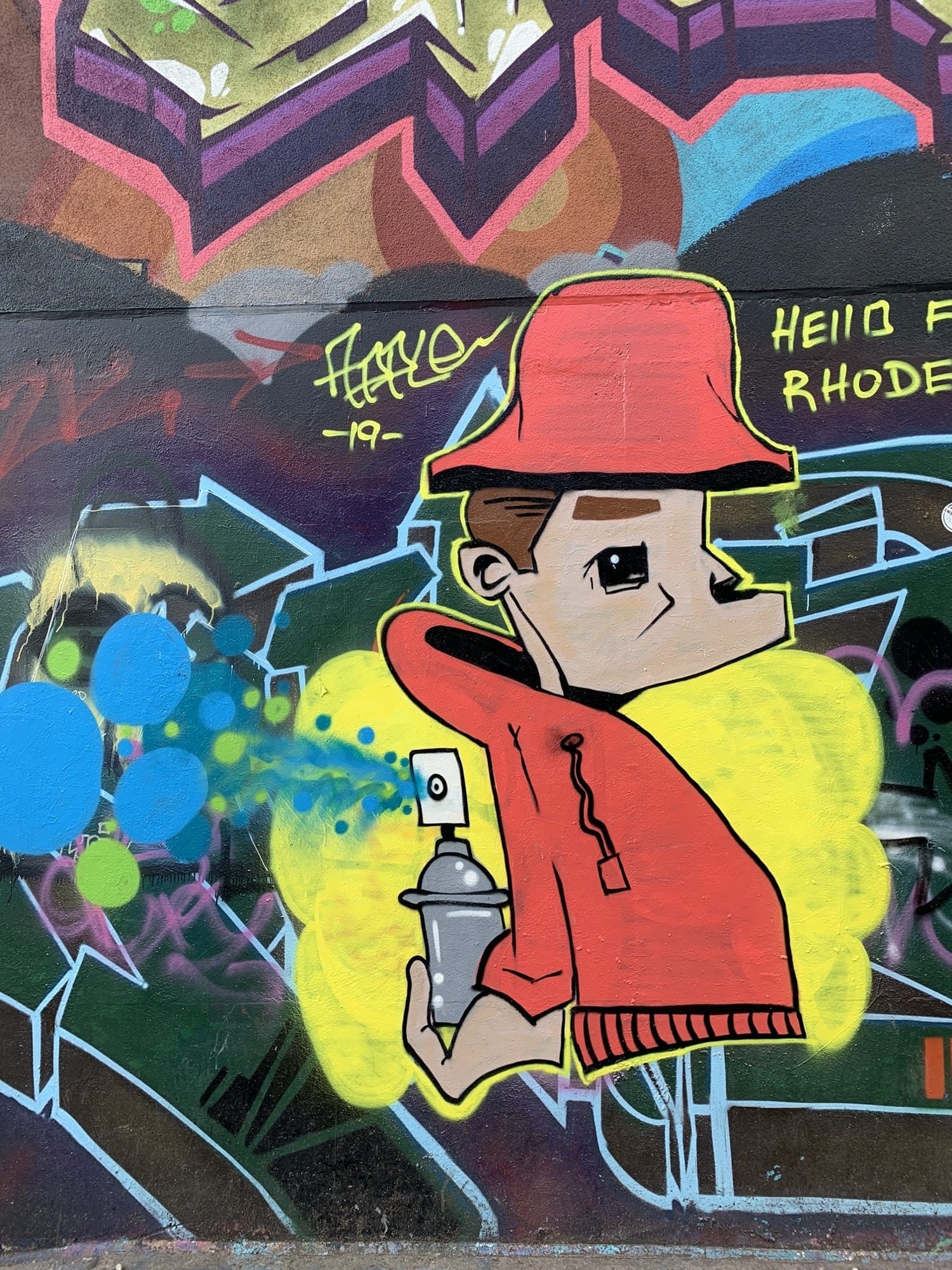 Cartoon graffiti writer with spray can — Street art in Toronto