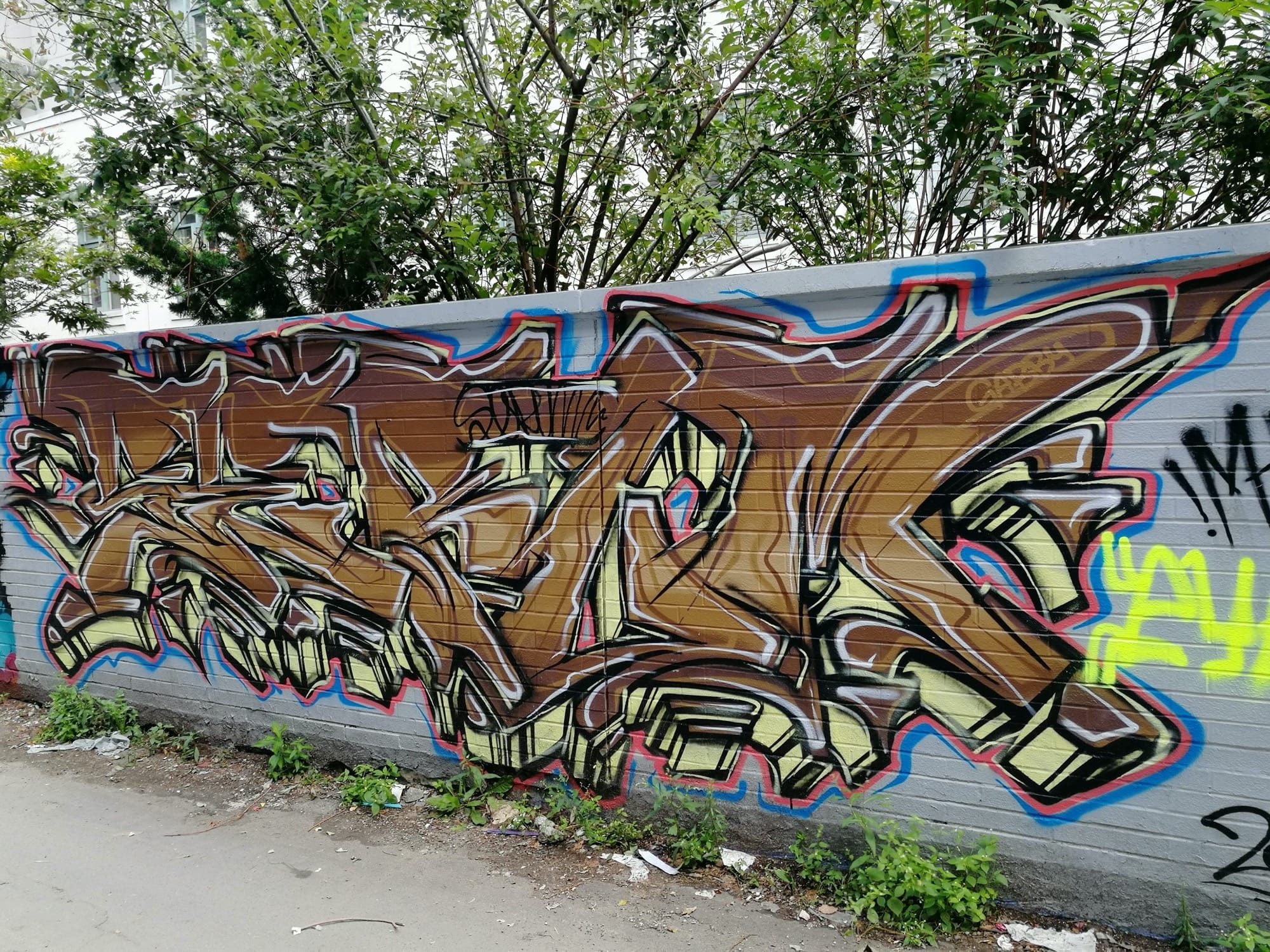 Wildstyle or et brun effet bois — Street art à Toronto
