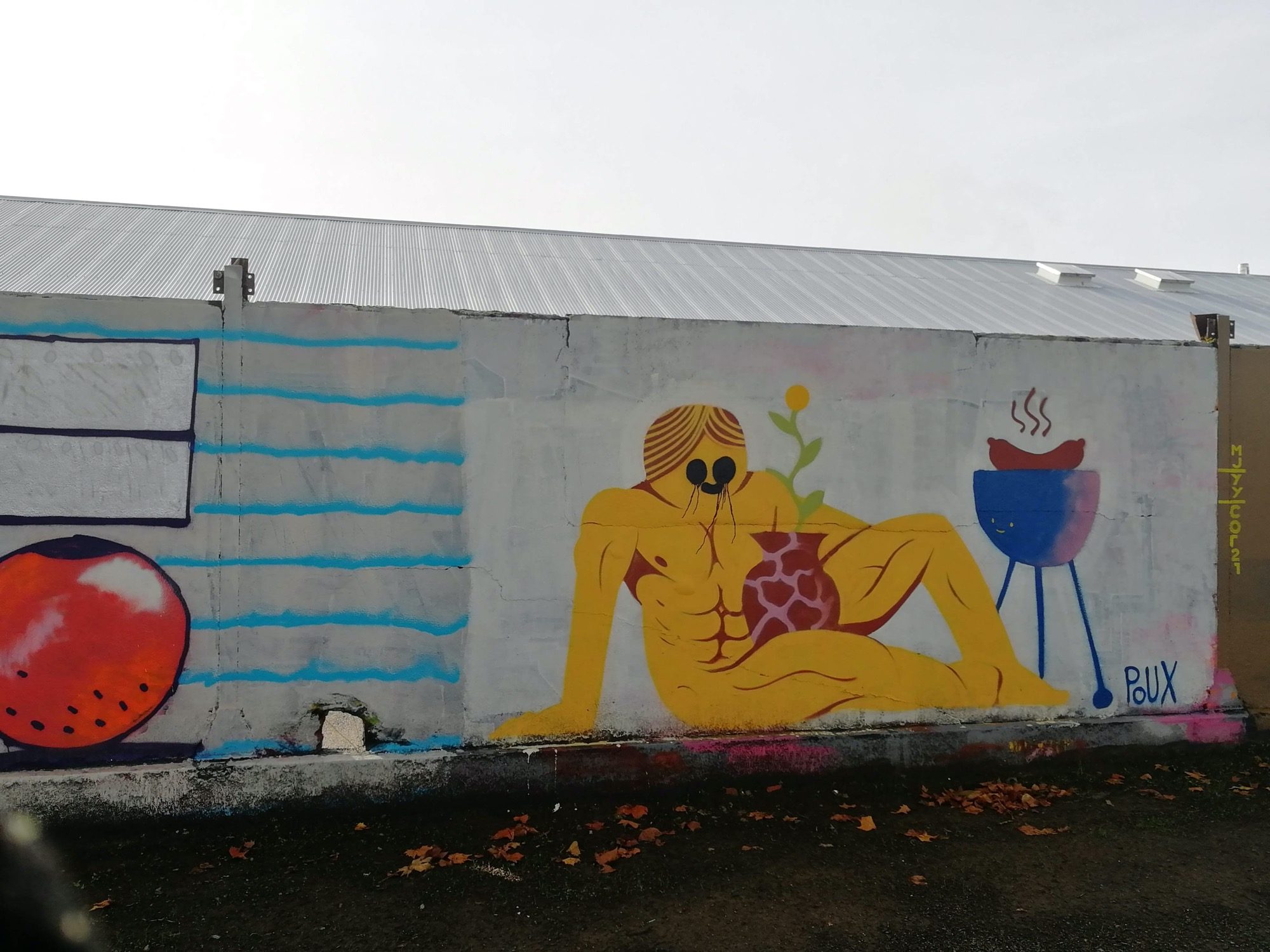 Le personnage jaune au barbecue — Street art à Nantes