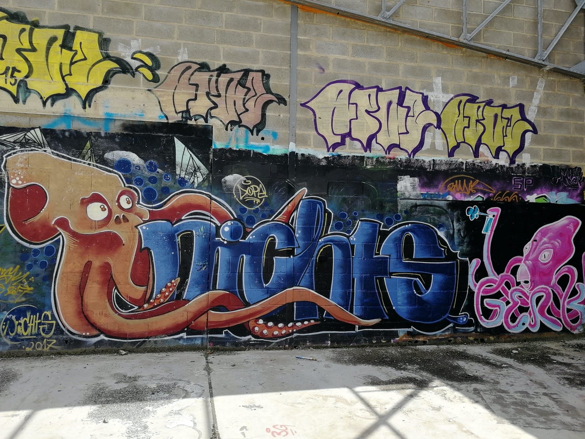Octopus and Wildstyle — Street art in Chantepie