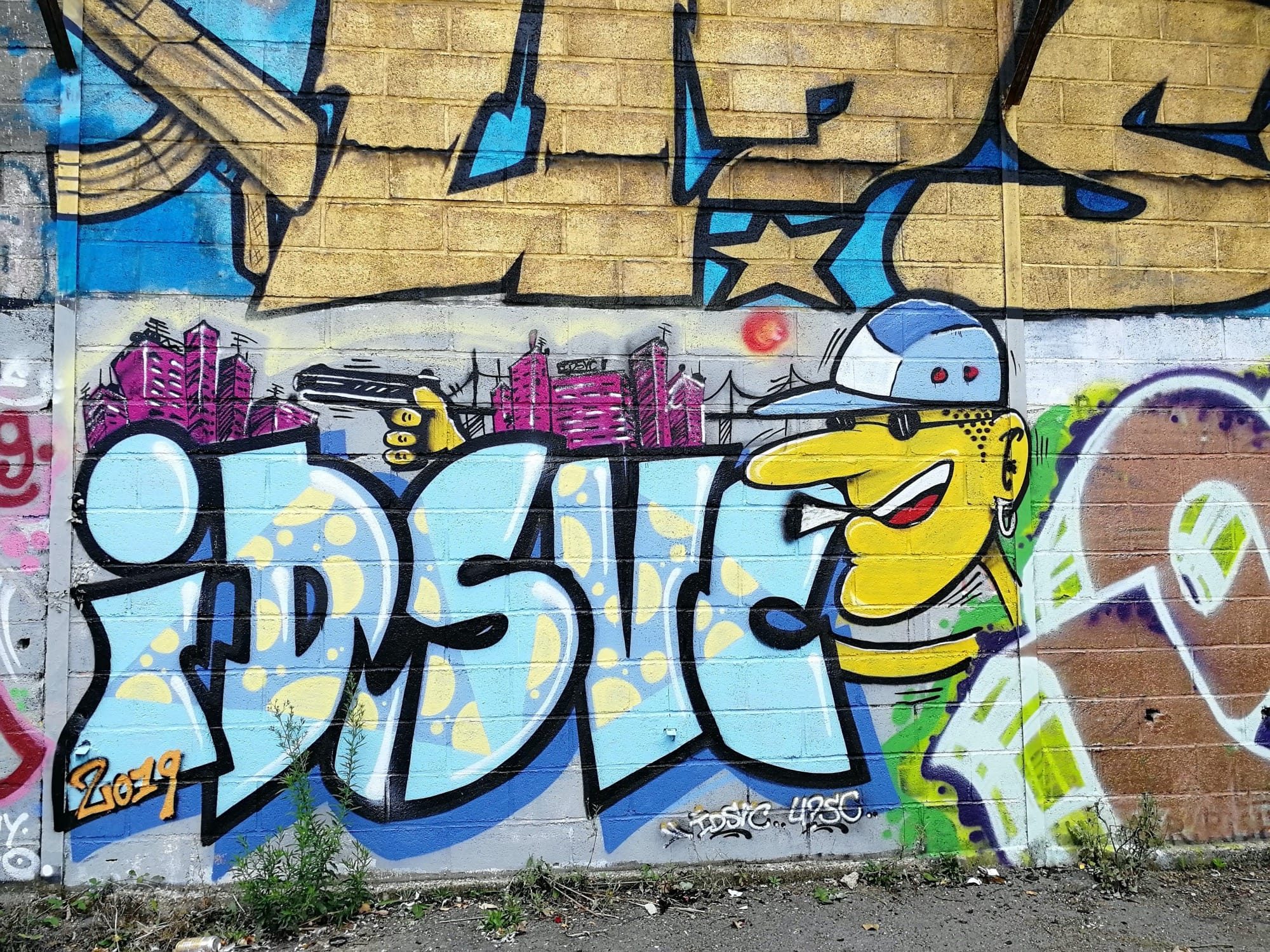 IDSUE Cap Character — Street art in Chantepie