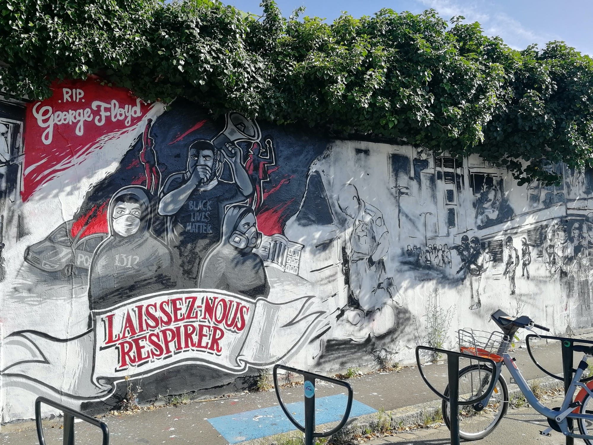 Let Us Breathe – George Floyd Tribute — Street art in Nantes