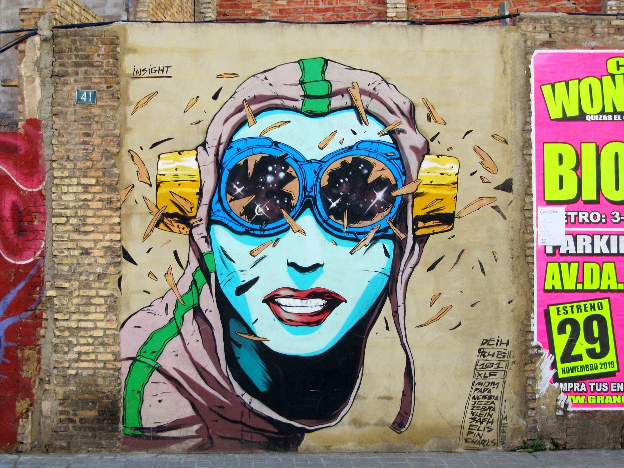 Insight, the Cosmic Gaze — Street art by Deih xlf in València
