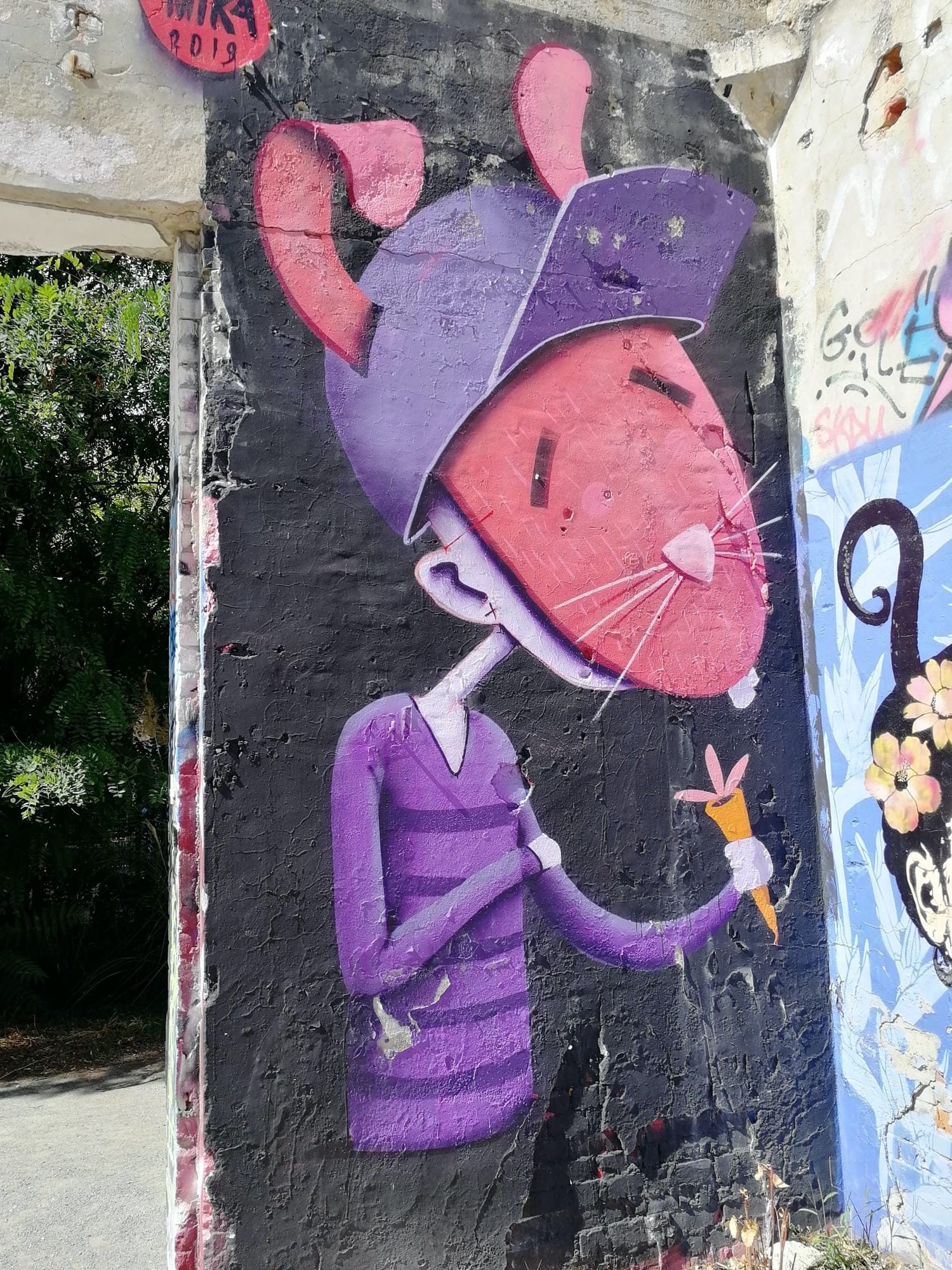 Le chat au cornet de glace — Street art de Mika à Bordeaux