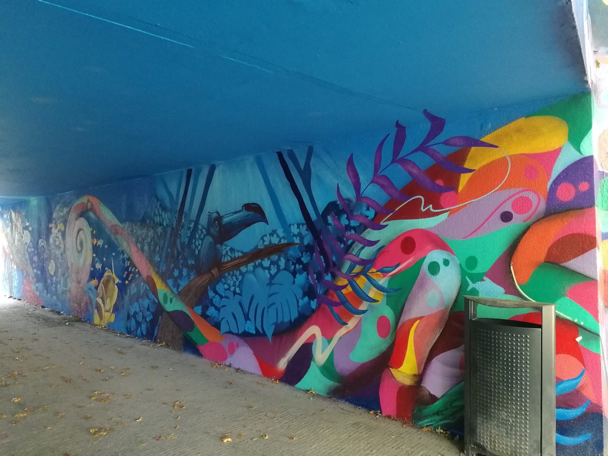 Explosion of Tropical Shapes — Street art by Sitou, Kafé Korsé in Nantes