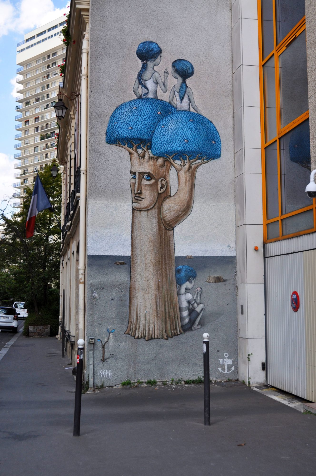 Tall Female Mural Figure — Street art by Seth, Kislow in Paris
