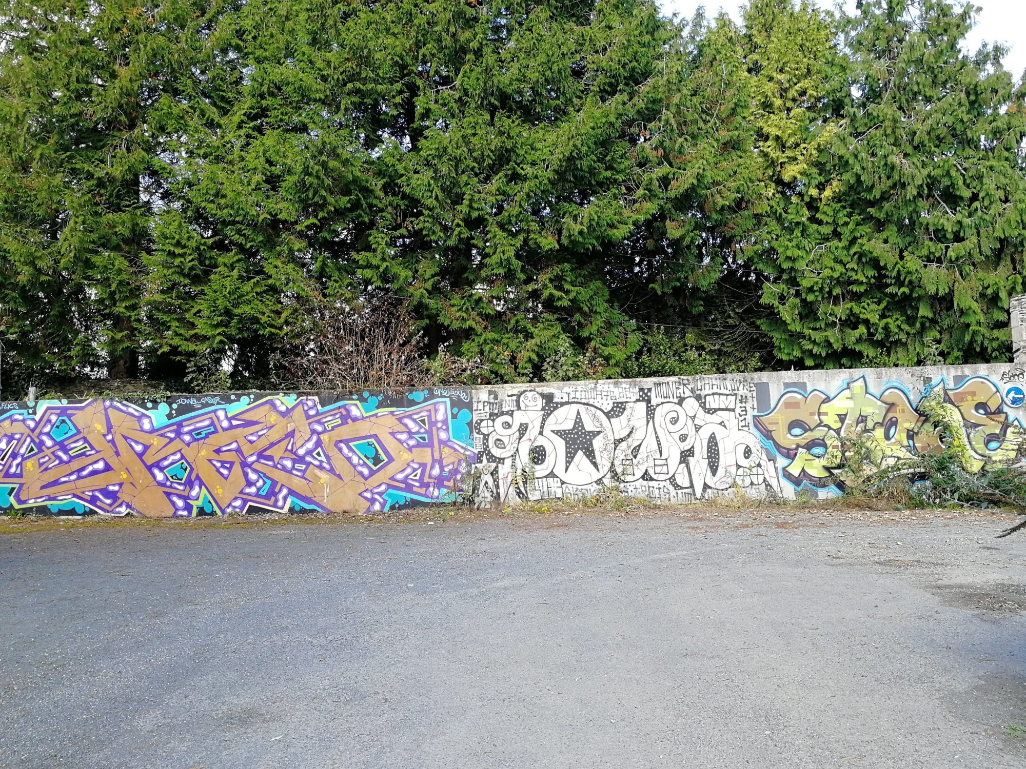 Mur de graffitis collaboratif, Morlaix — Street art à Morlaix