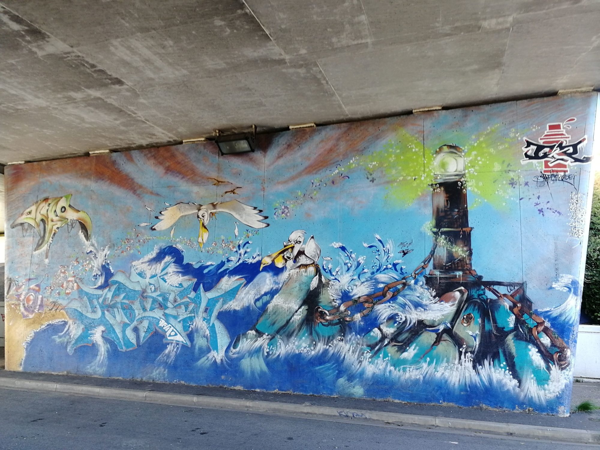 Seabirds and Lighthouse, Langueux — Street art in Langueux