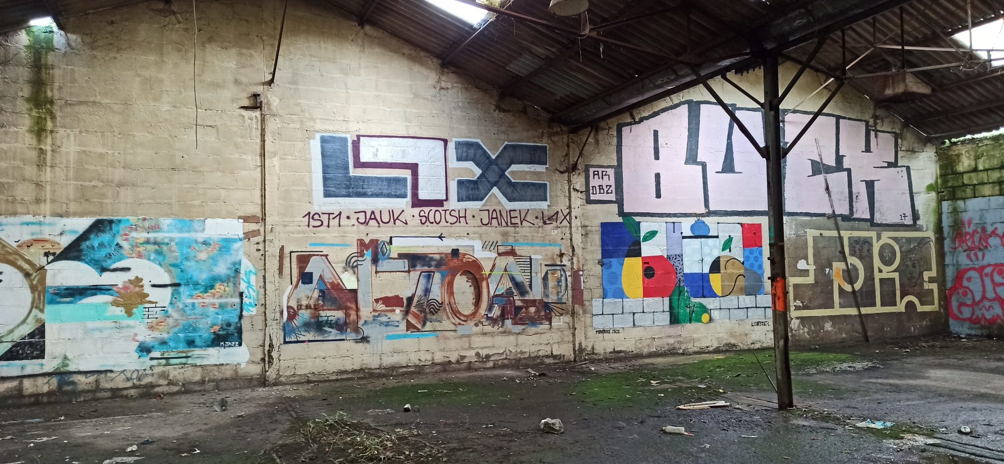 Composition wildstyle multicolore — Street art à Lorient