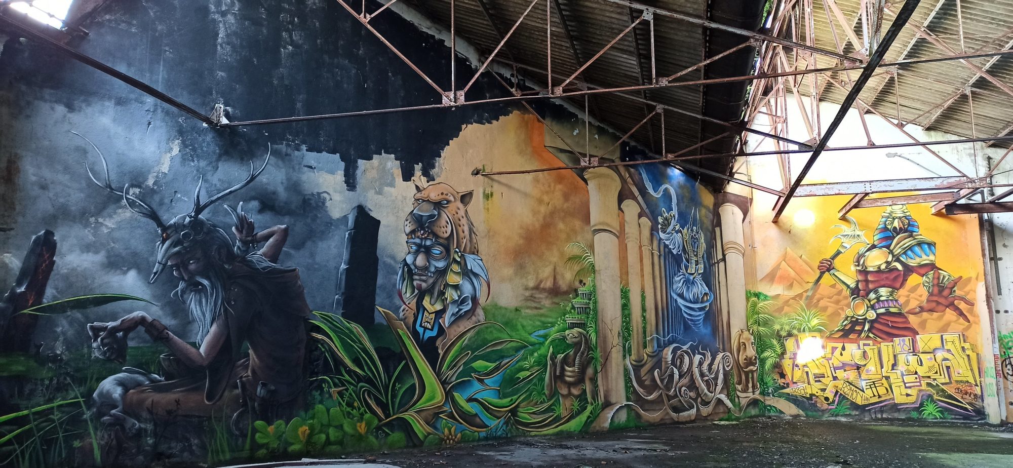 Triptyque épique druide centaure et guerrier — Street art à Lorient