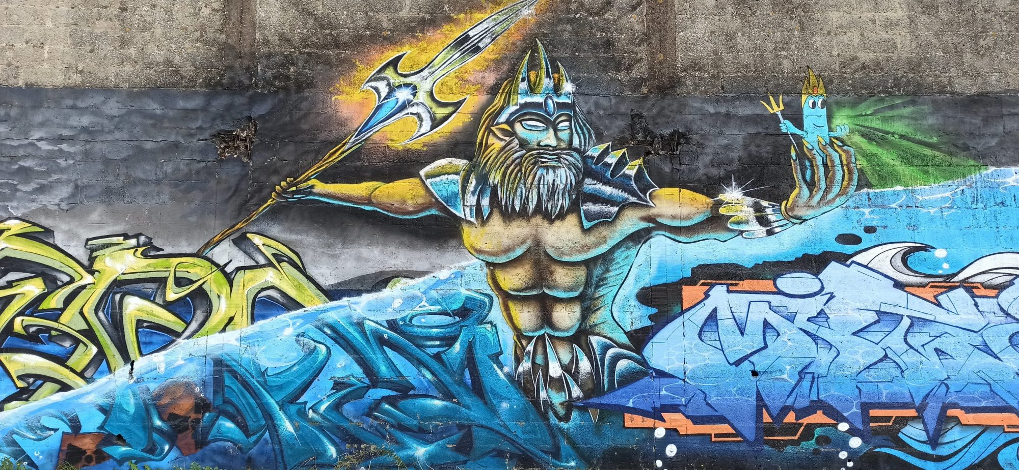 Poséidon au trident — Street art à Lorient